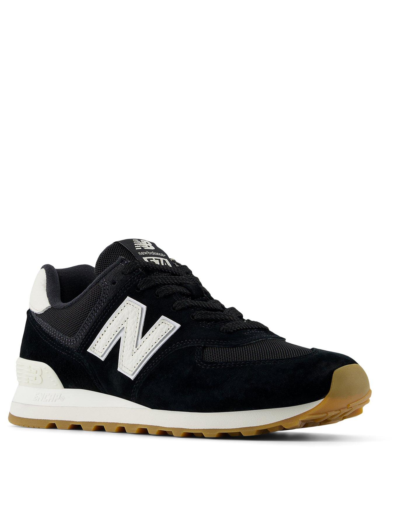 new-balance-womens-574-trainers-blackwhitestillFront