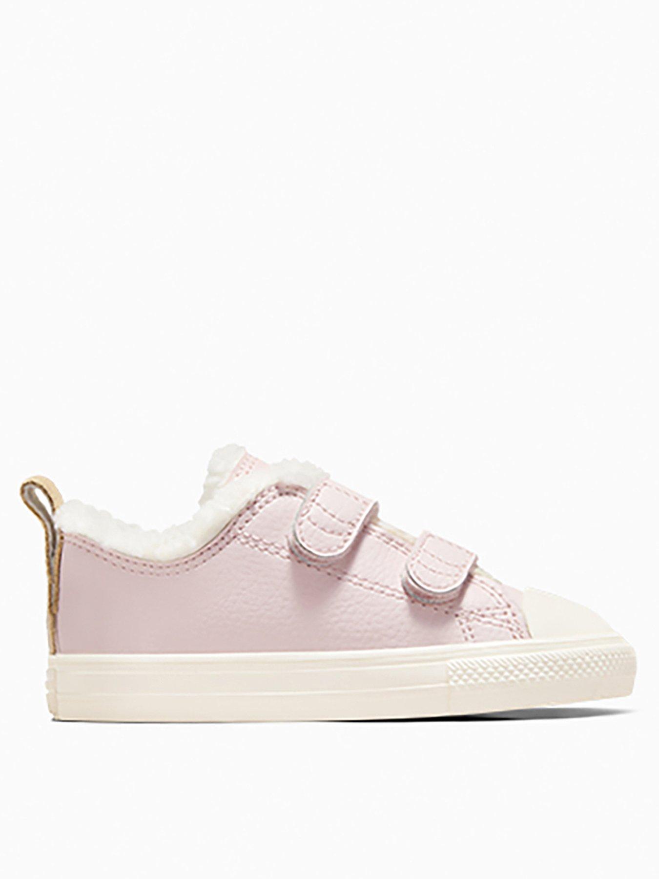 converse-infant-cozy-essentials-chuck-taylor-all-star-2v-trainers-pink