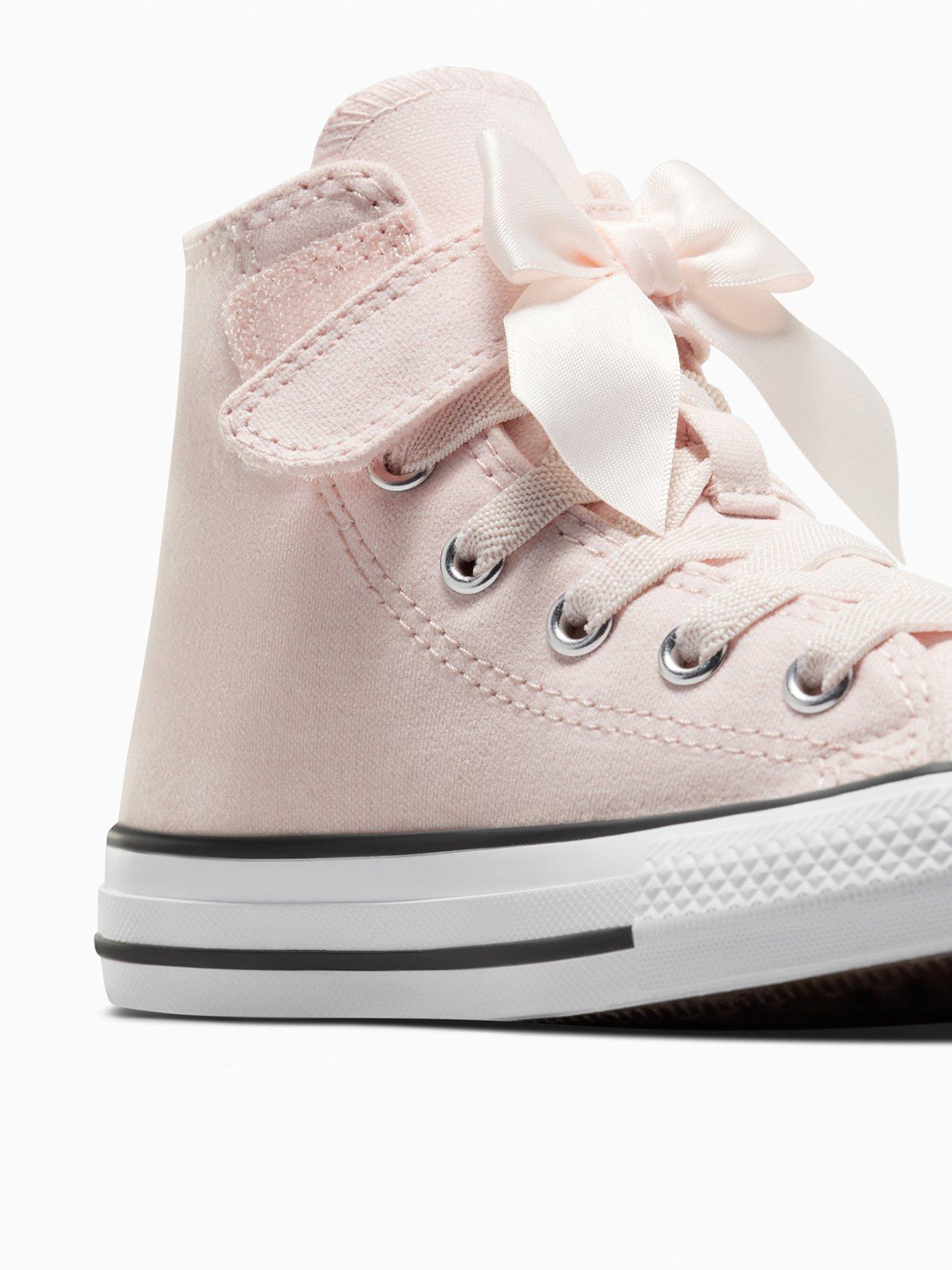 converse-kids-swan-chuck-taylor-all-star-1v-trainers-pinkback