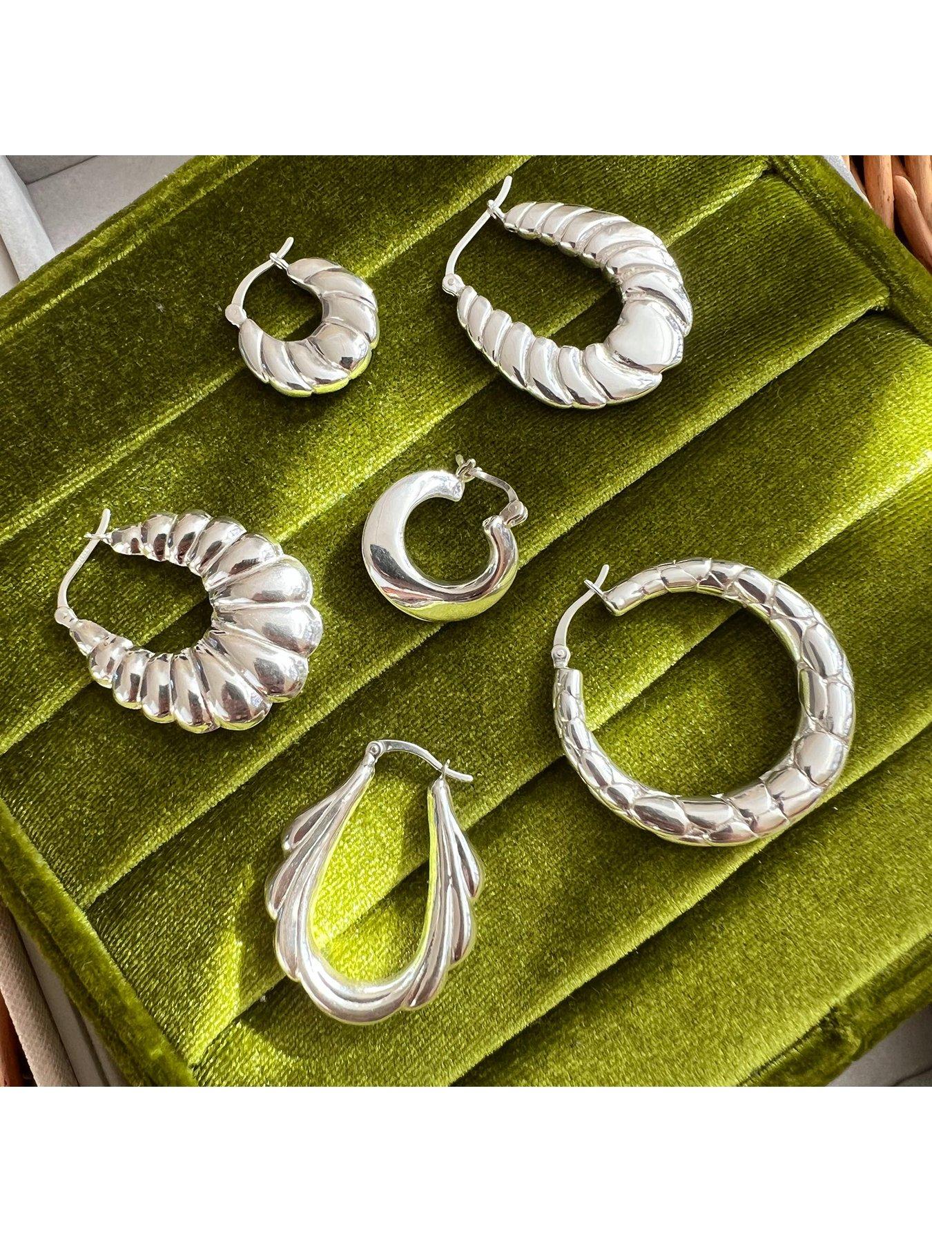 Image 3 of 4 of Seol + Gold Puffed Oval Drip Hoops