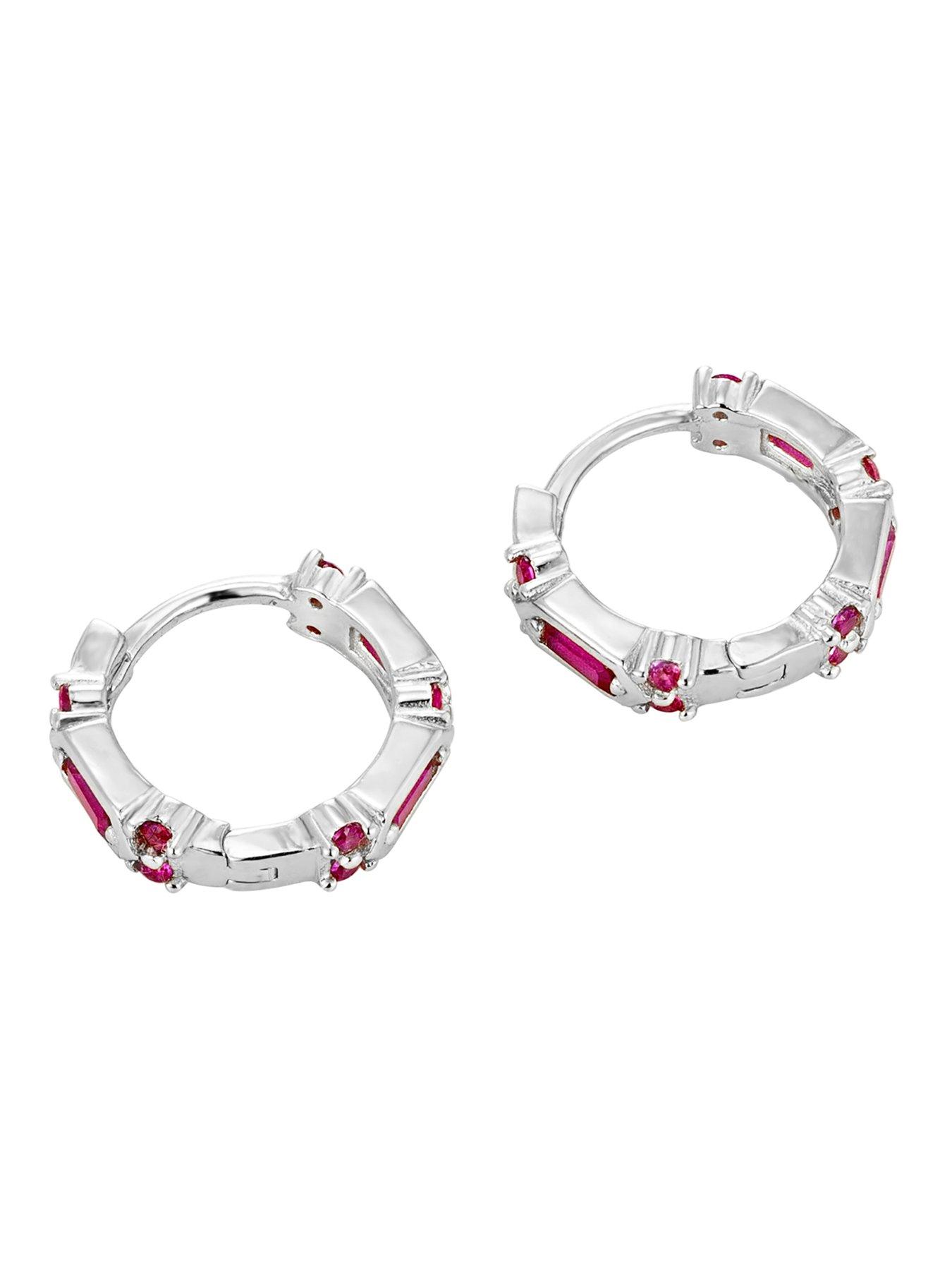 seol-gold-ruby-bezel-cz-huggie-hoopsoutfit