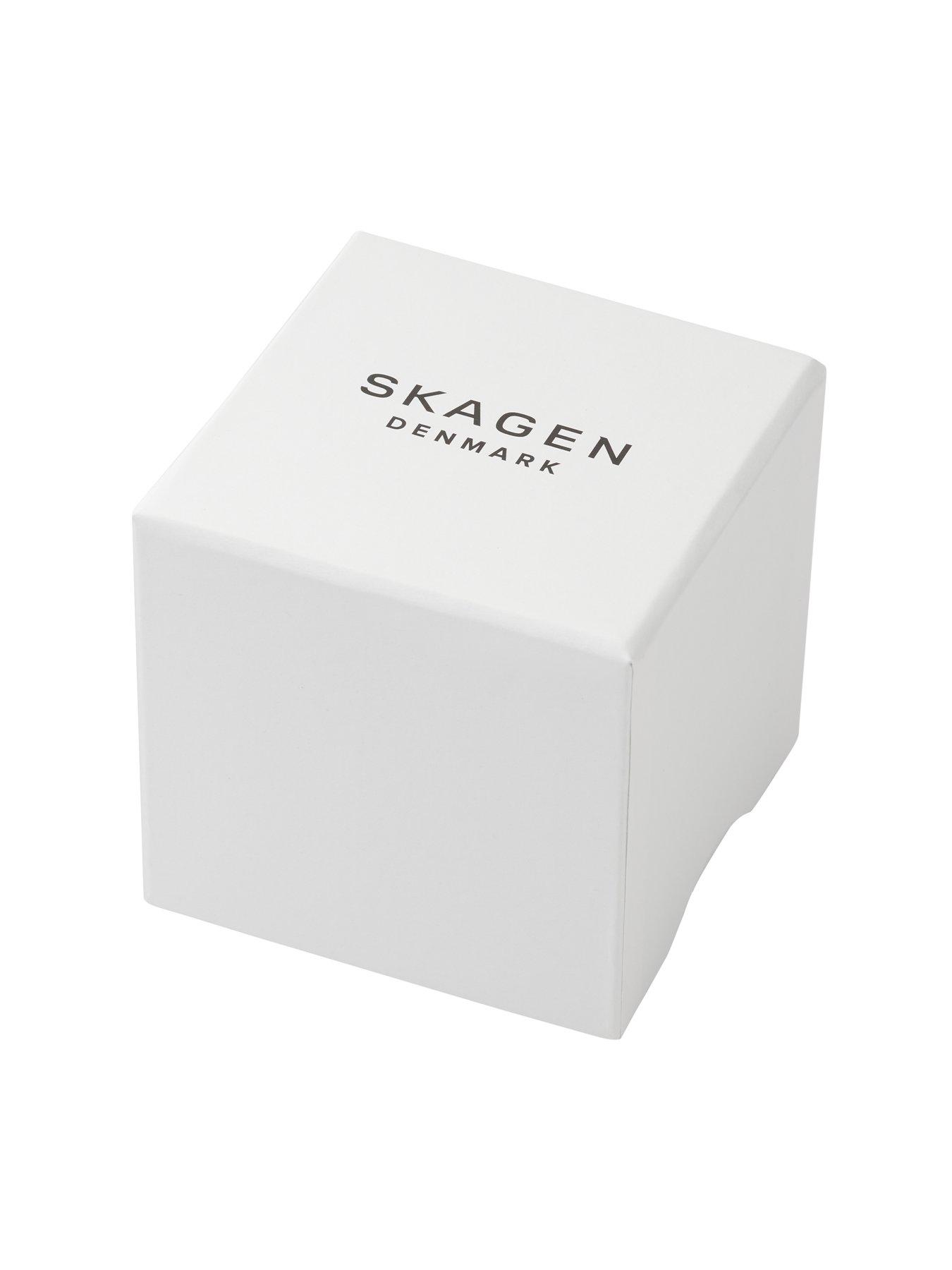 skagen-hagen-three-hand-brown-leather-watchdetail