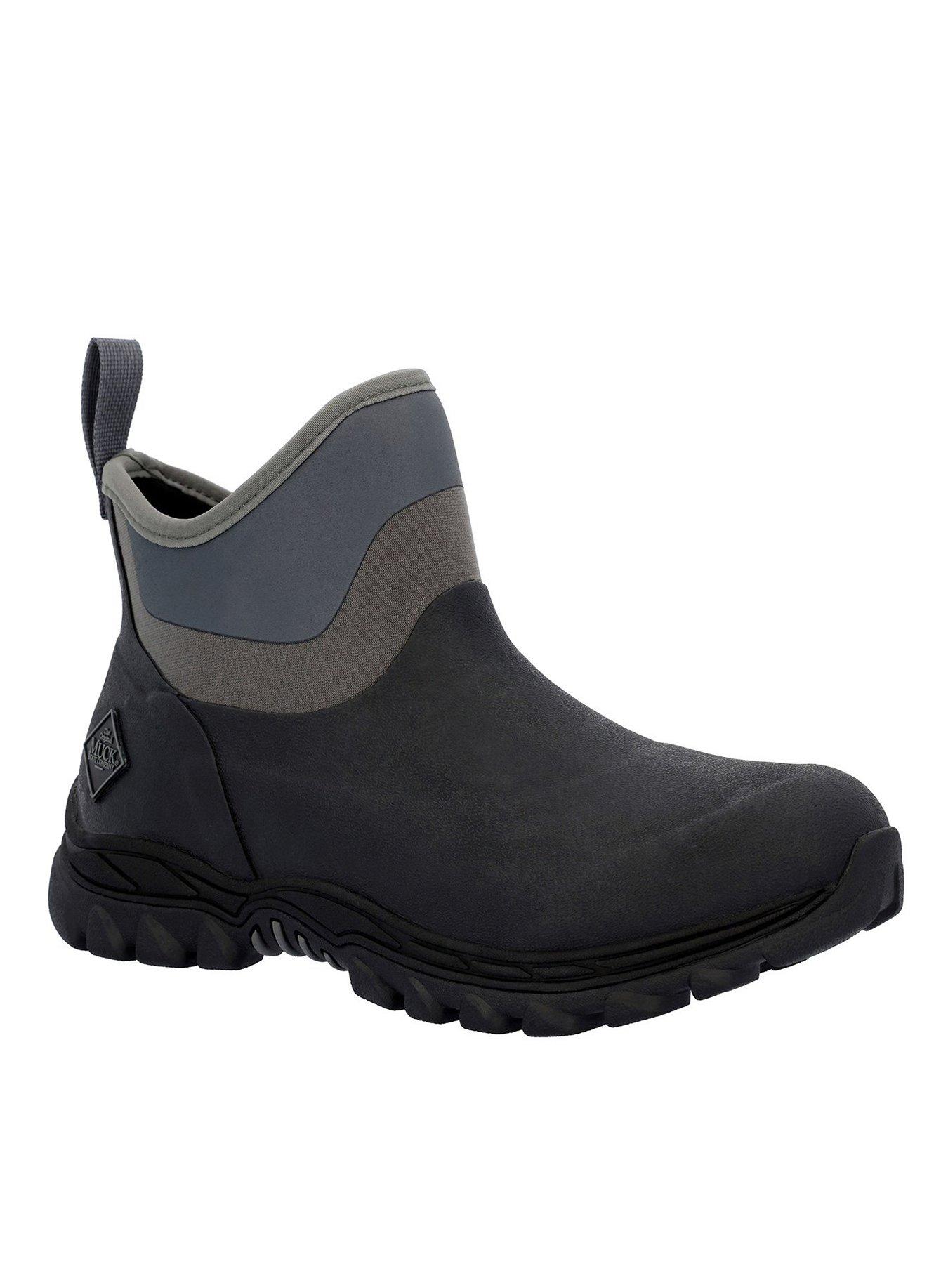 muck-boots-ladies-arctic-sport-2-ankle-boots-blackstillFront