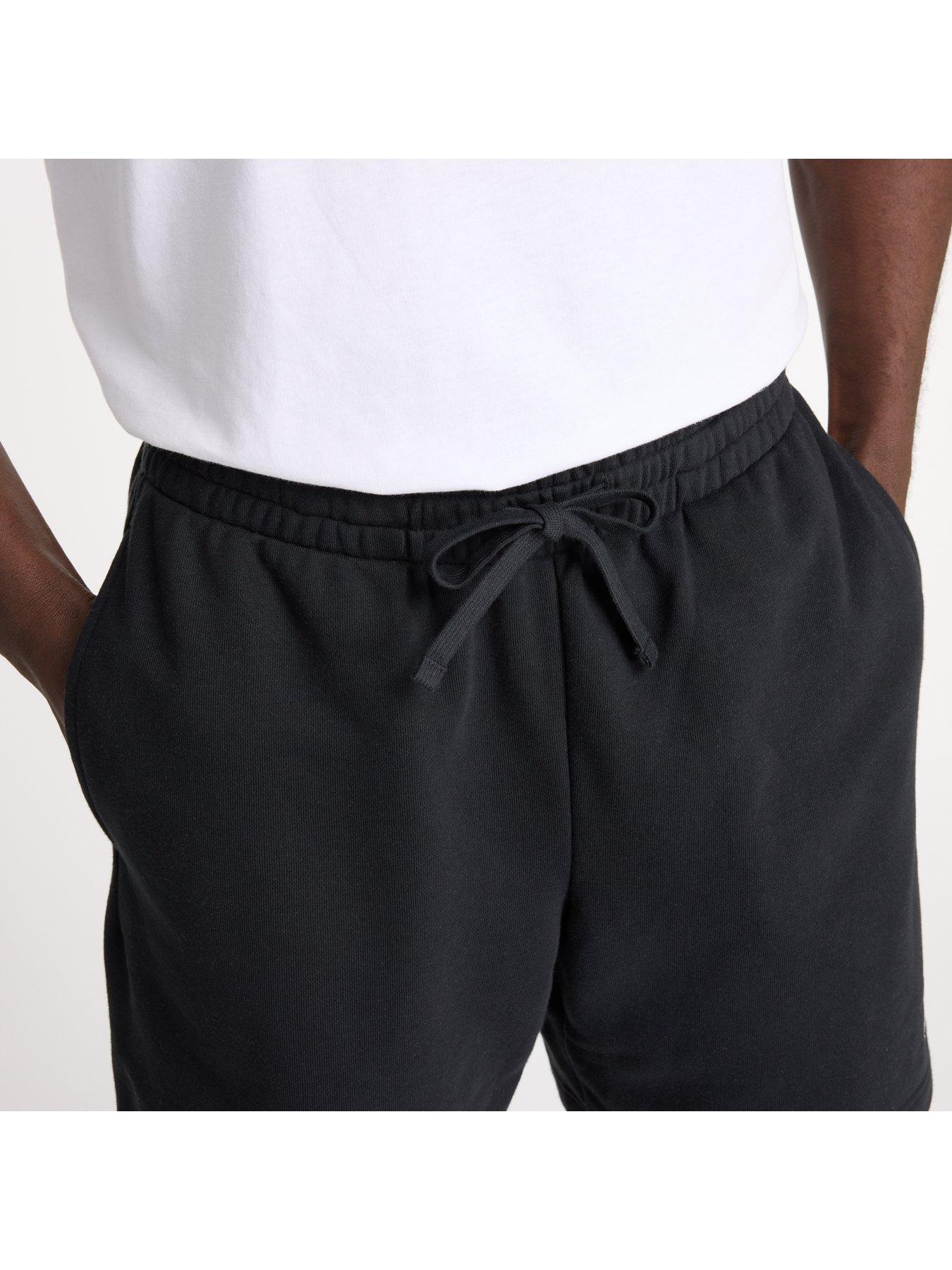 new-balance-mens-sport-essentials-french-terry-short-7-blackoutfit