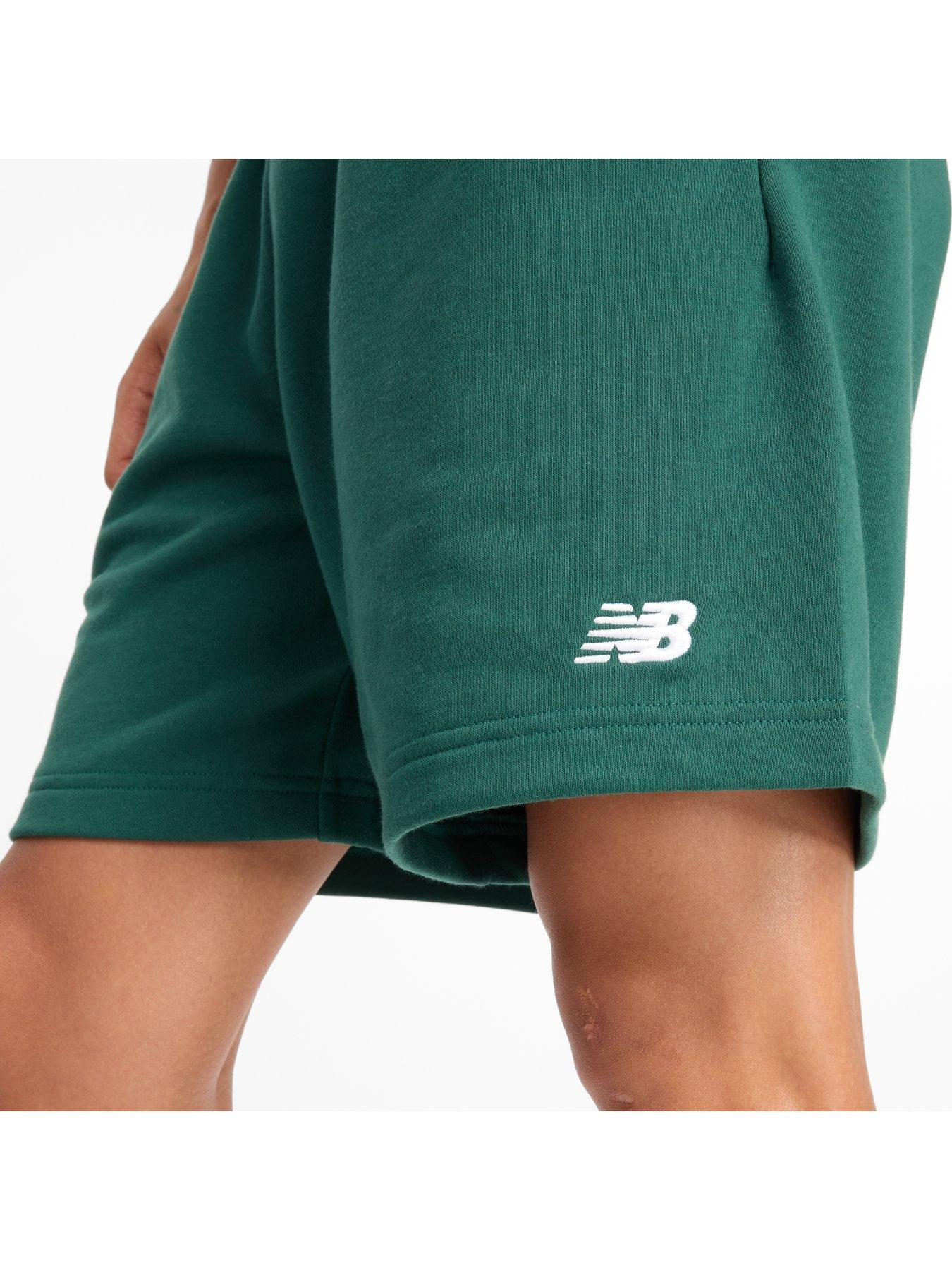 new-balance-mens-sport-essentials-french-terry-short-7-dark-greenoutfit