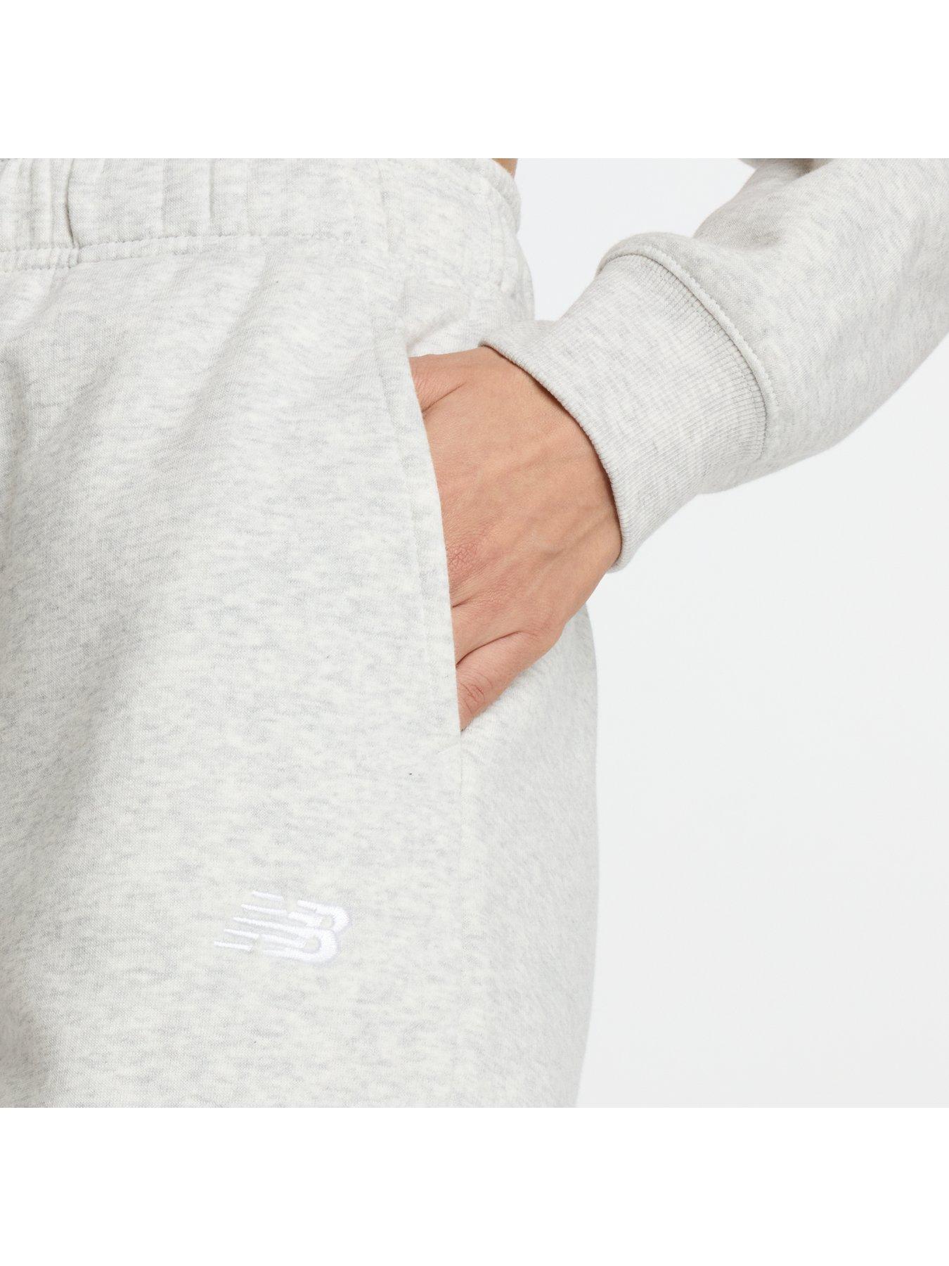 new-balance-womens-sport-essentials-fleece-jogger-light-greydetail