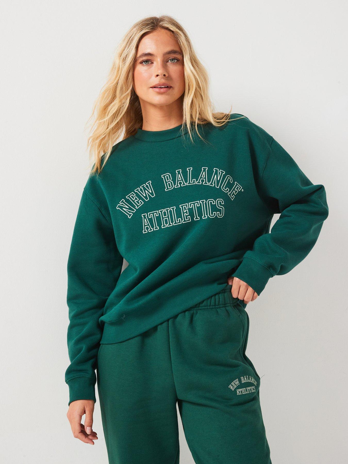 New Balance Womens Graphic Fleece Crew Dark Green Very Ireland