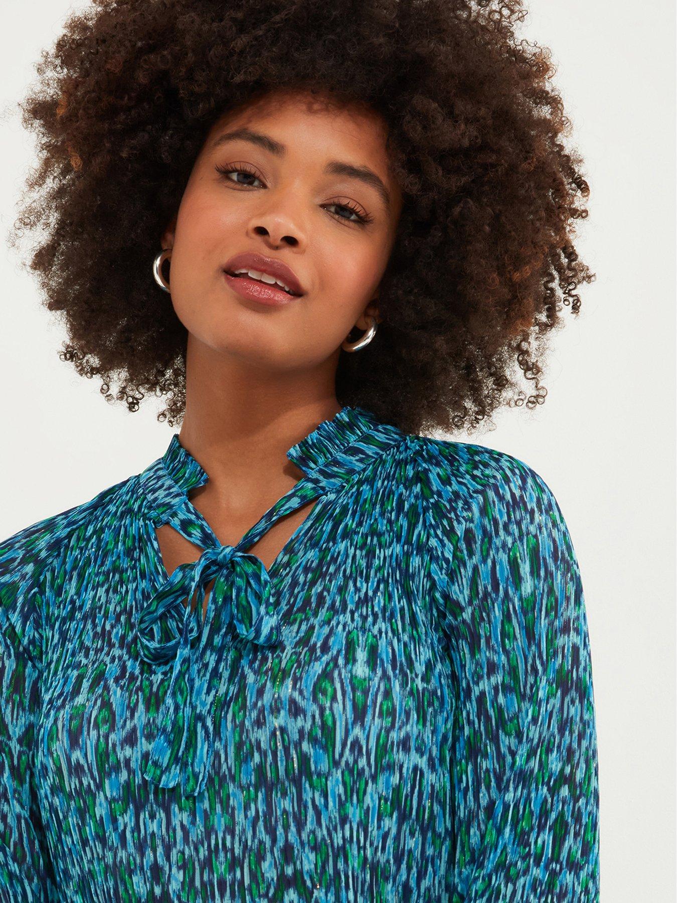 joe-browns-printed-plisse-blouse-blueoutfit