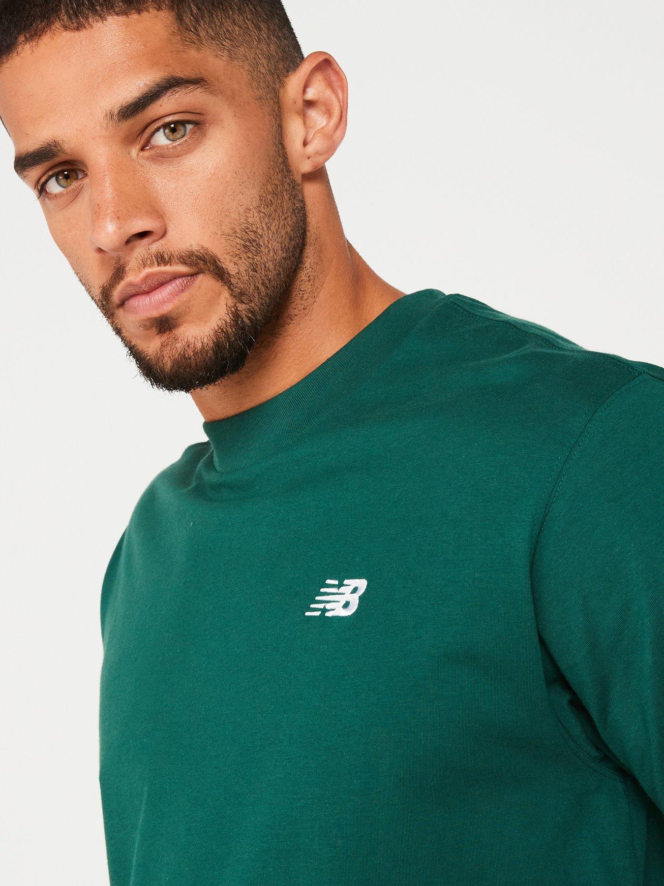 new-balance-mens-sport-essentials-cotton-t-shirt-dark-greenoutfit