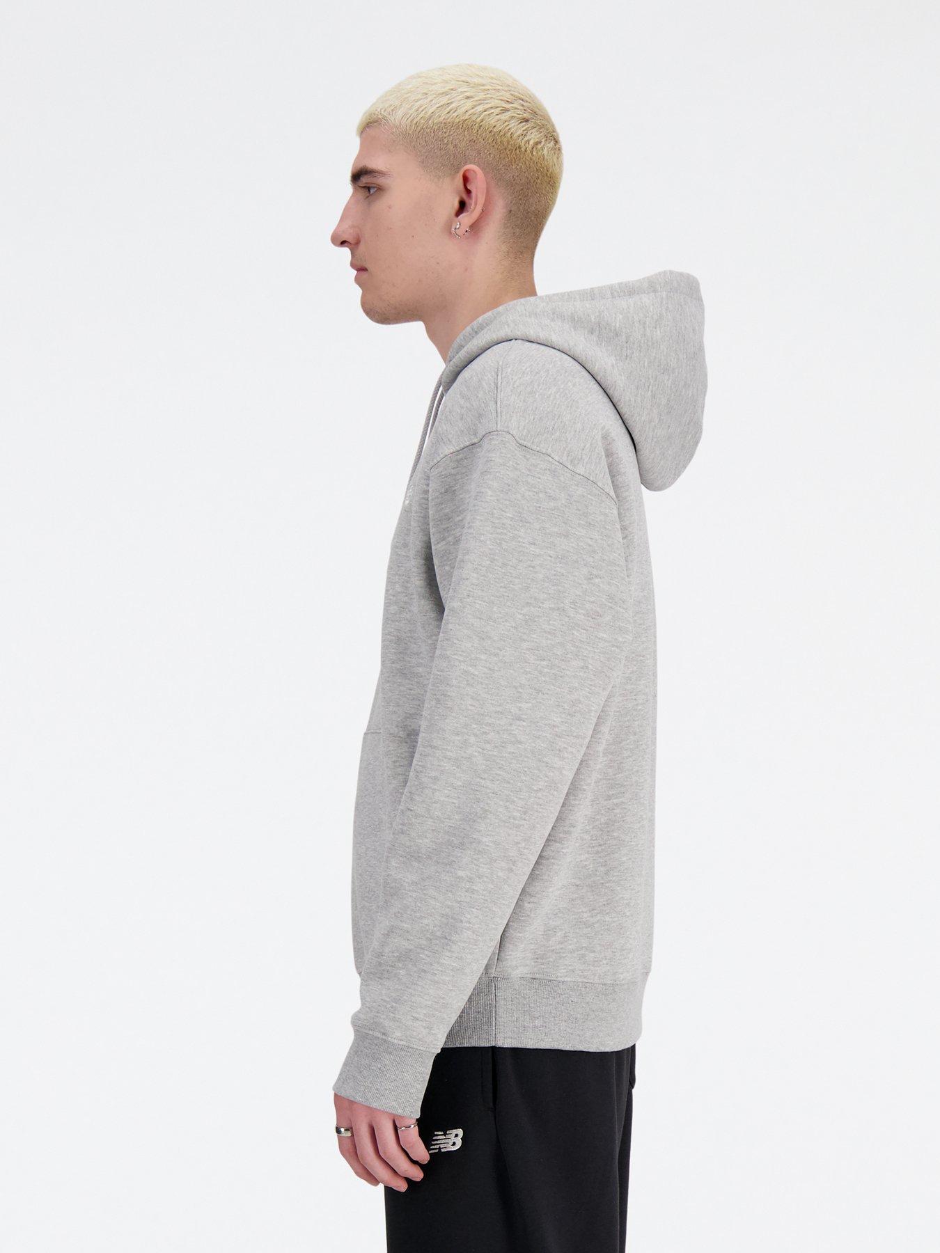 new-balance-mens-sport-essentials-french-terry-hoodie-greyoutfit