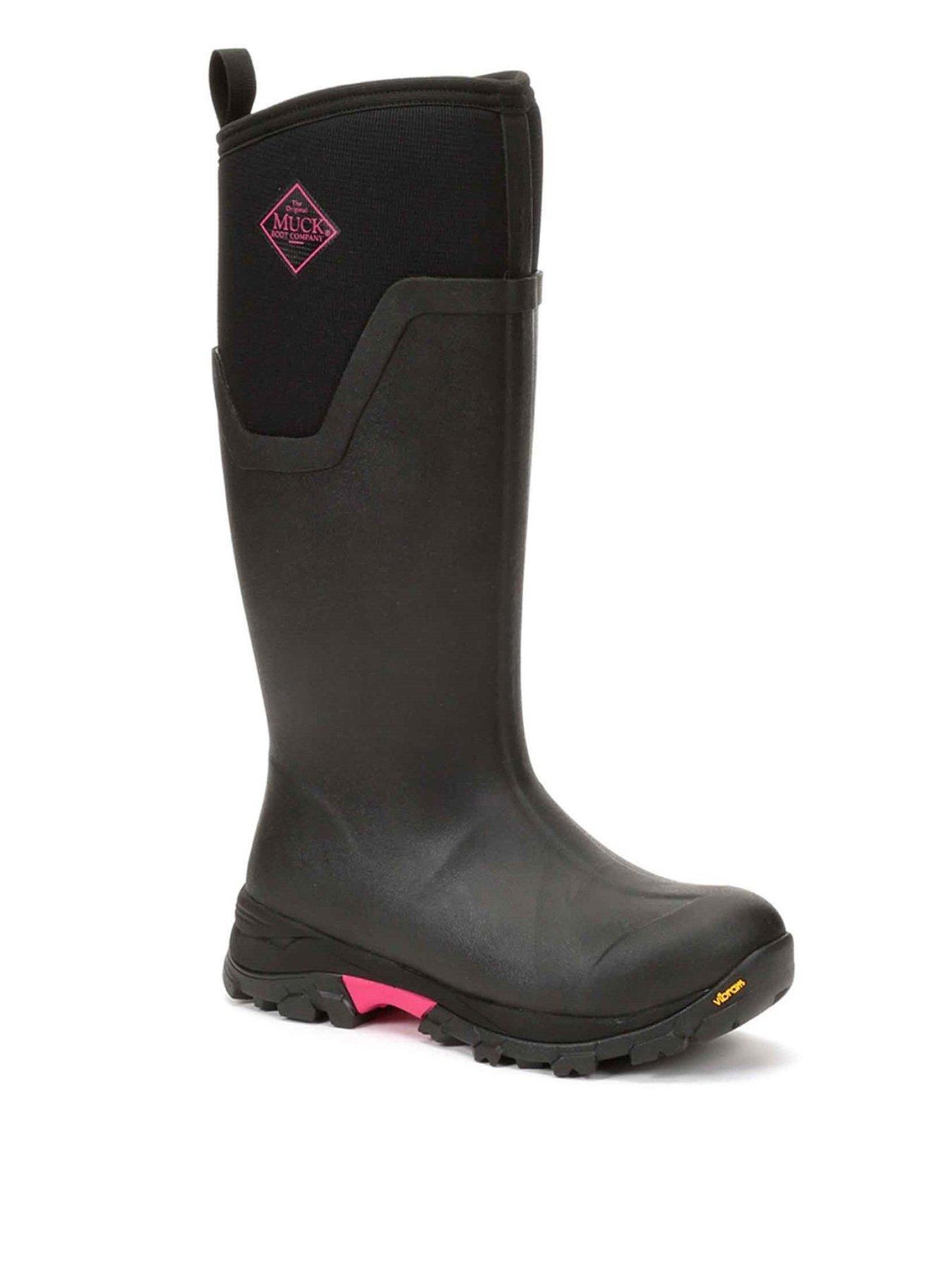 muck-boots-ladies-arc-ice-tall-agat-boots-black-pinkstillFront