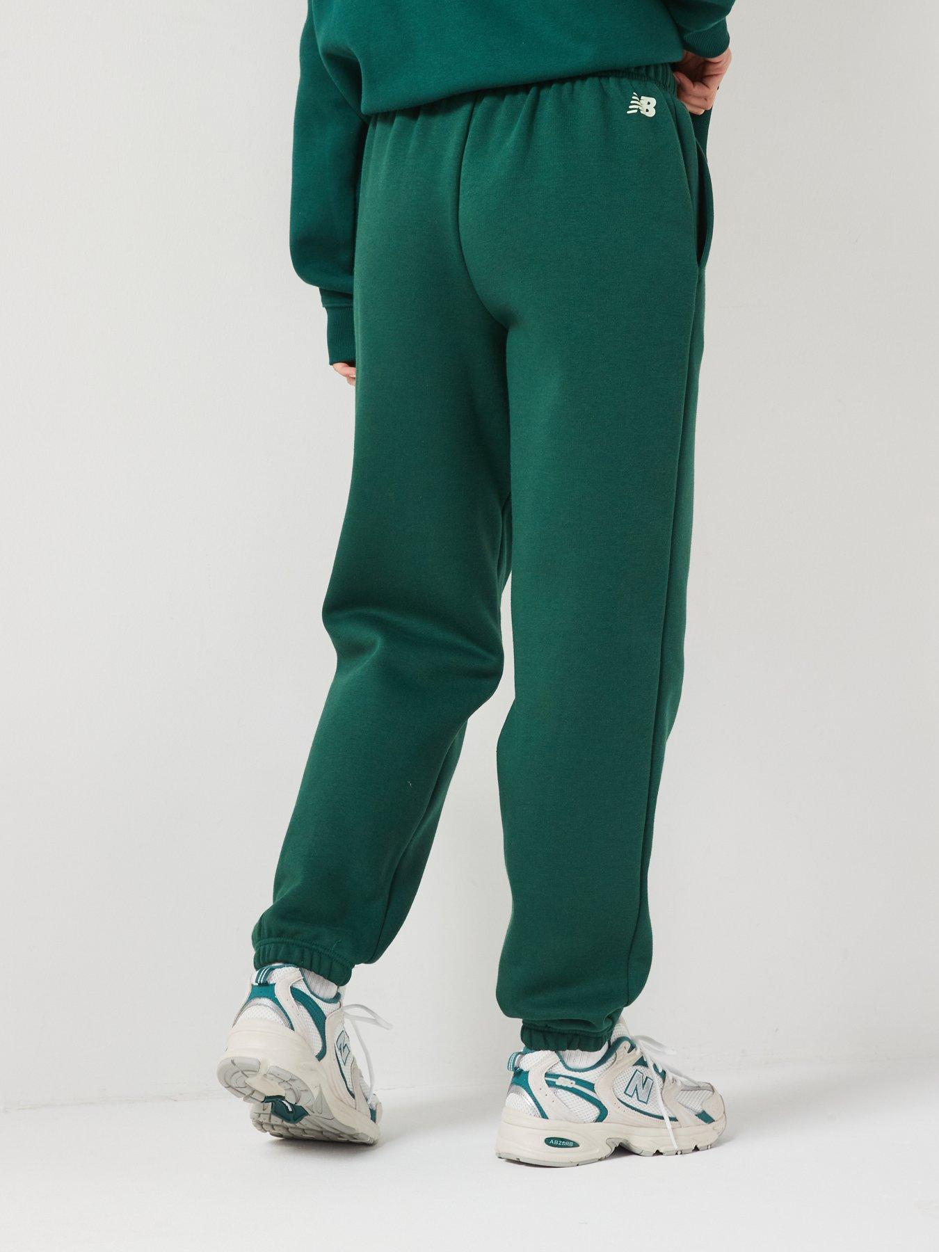 new-balance-womens-seasonal-graphic-sweatpant-dark-greenstillFront