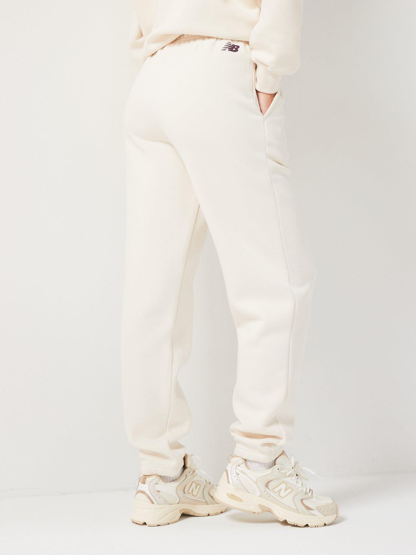 new-balance-womens-seasonal-graphic-sweatpant-off-whitestillFront