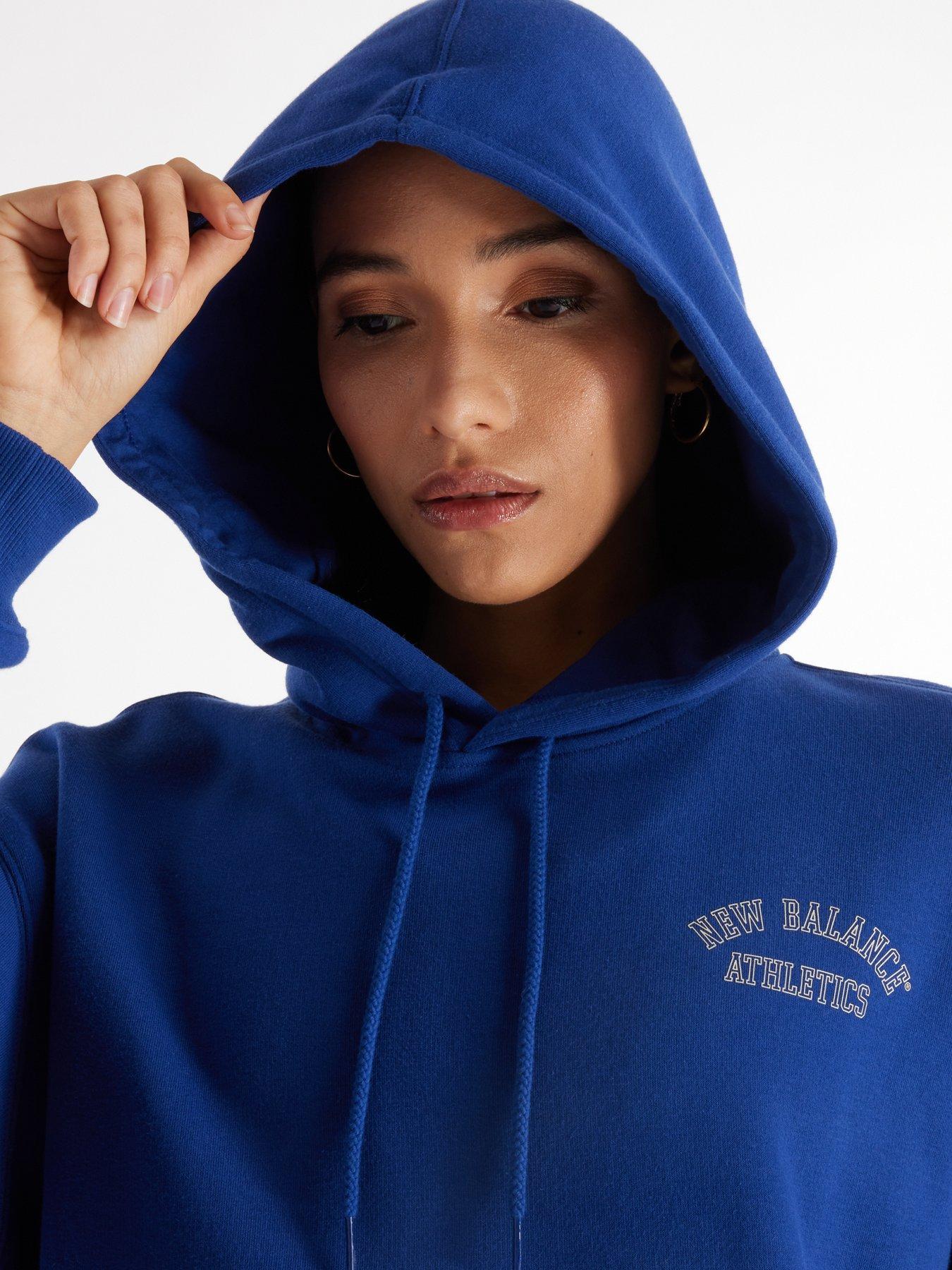 new-balance-womens-graphic-fleece-hoodie-blueback