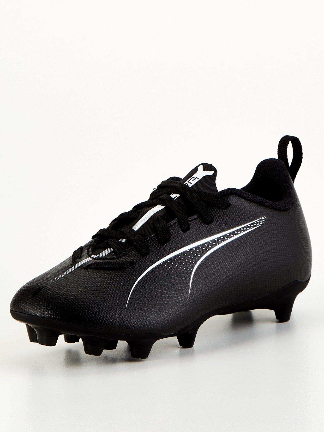 puma-junior-ultra-5-play-firm-ground-football-boots-blackstillFront