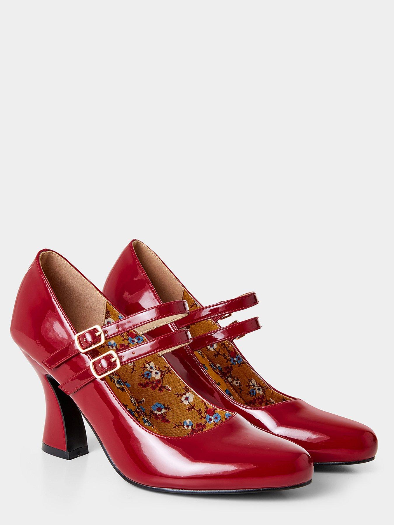 joe-browns-patent-shoe-reddetail