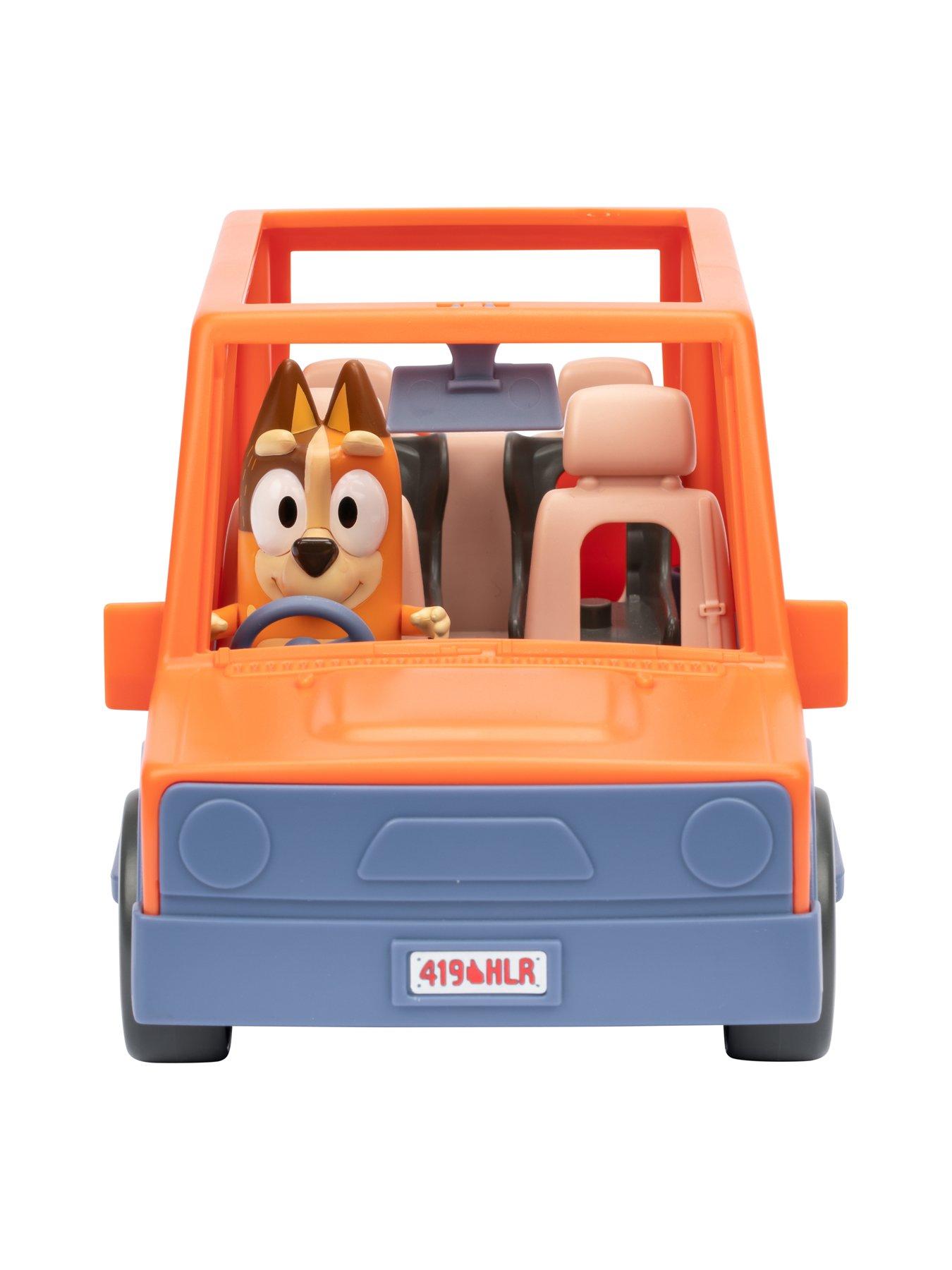 bluey-s11-heeler-family-road-trip-4wd-vehicledetail