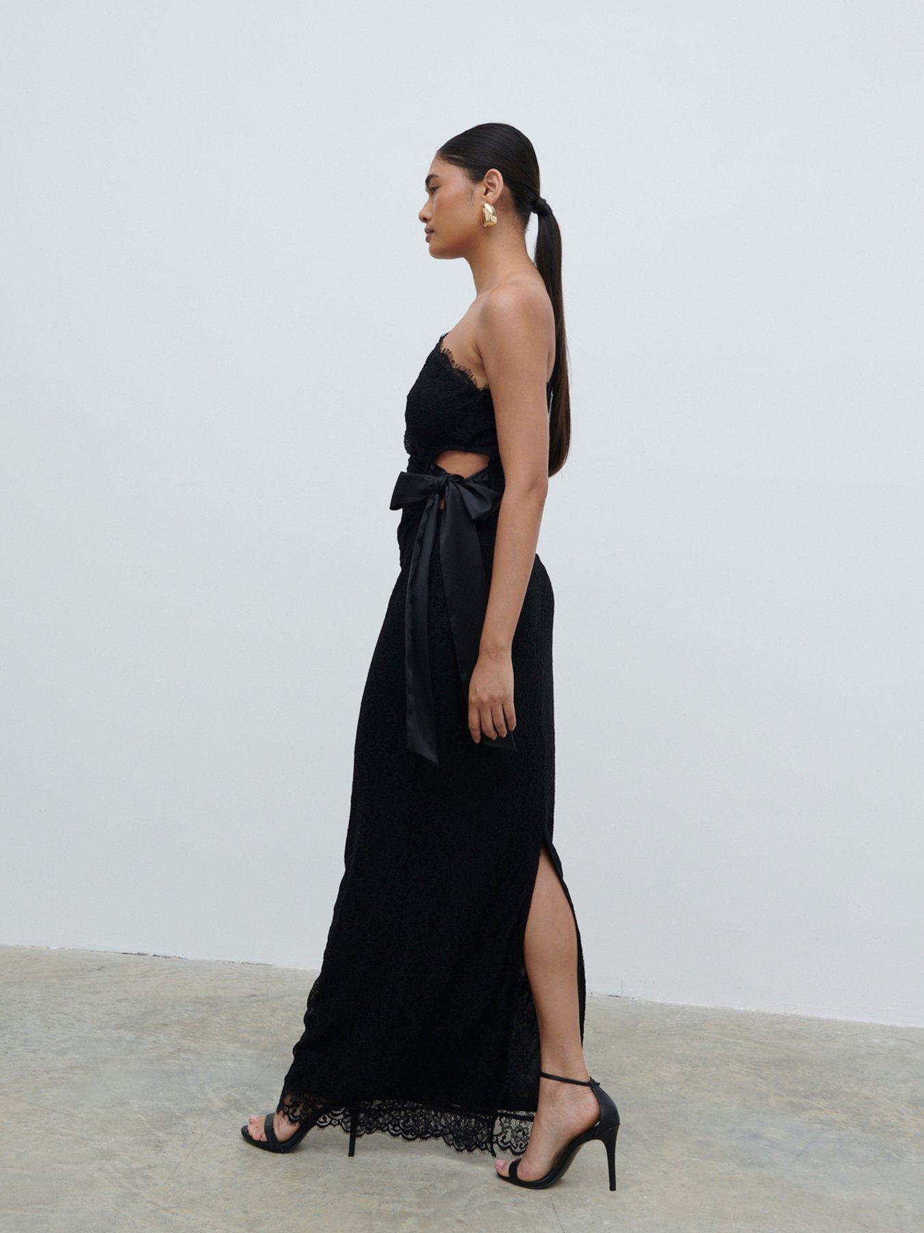 pretty-lavish-mollie-one-shoulder-lace-maxi-dress-blackdetail