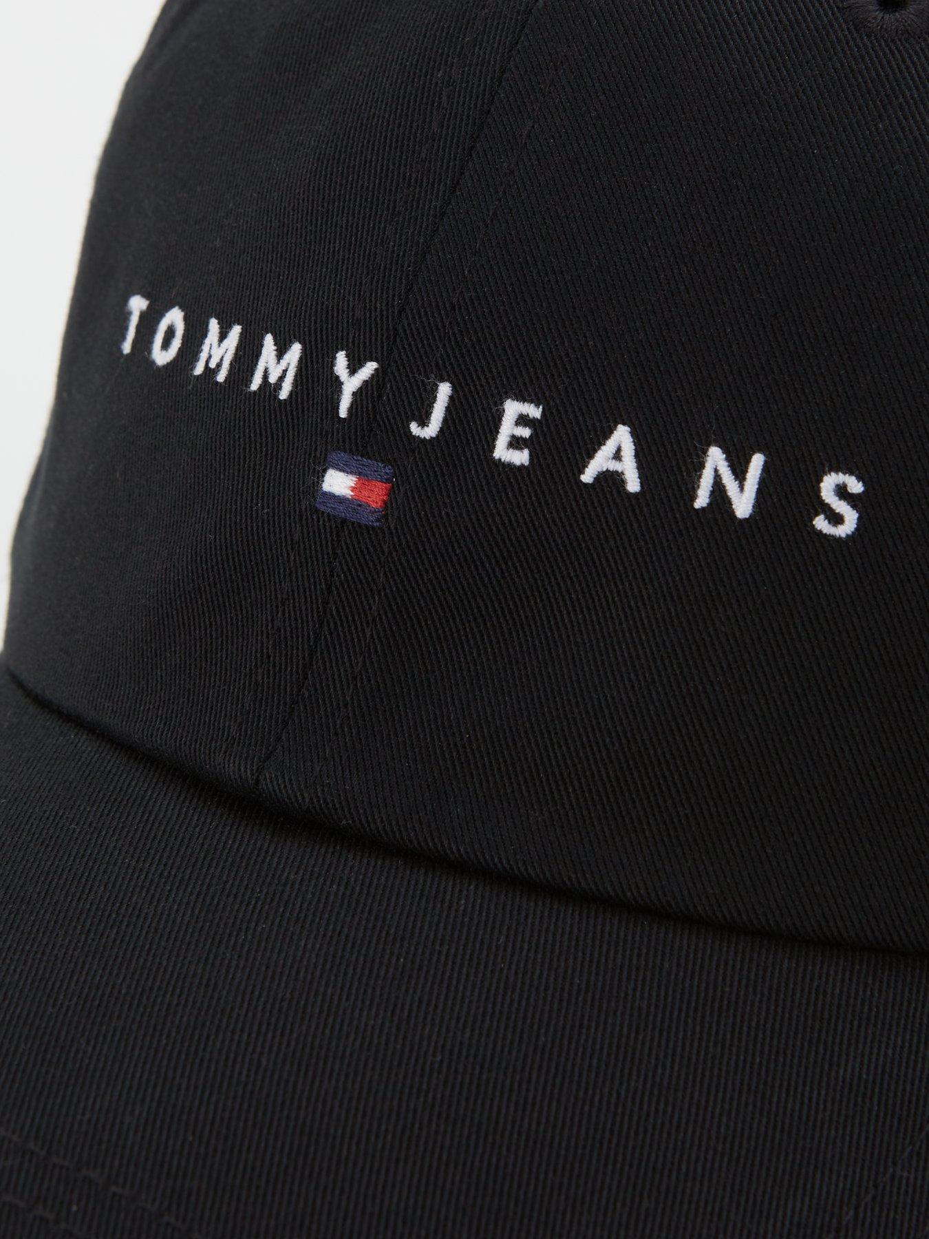 tommy-jeans-linear-logo-cap-blackoutfit