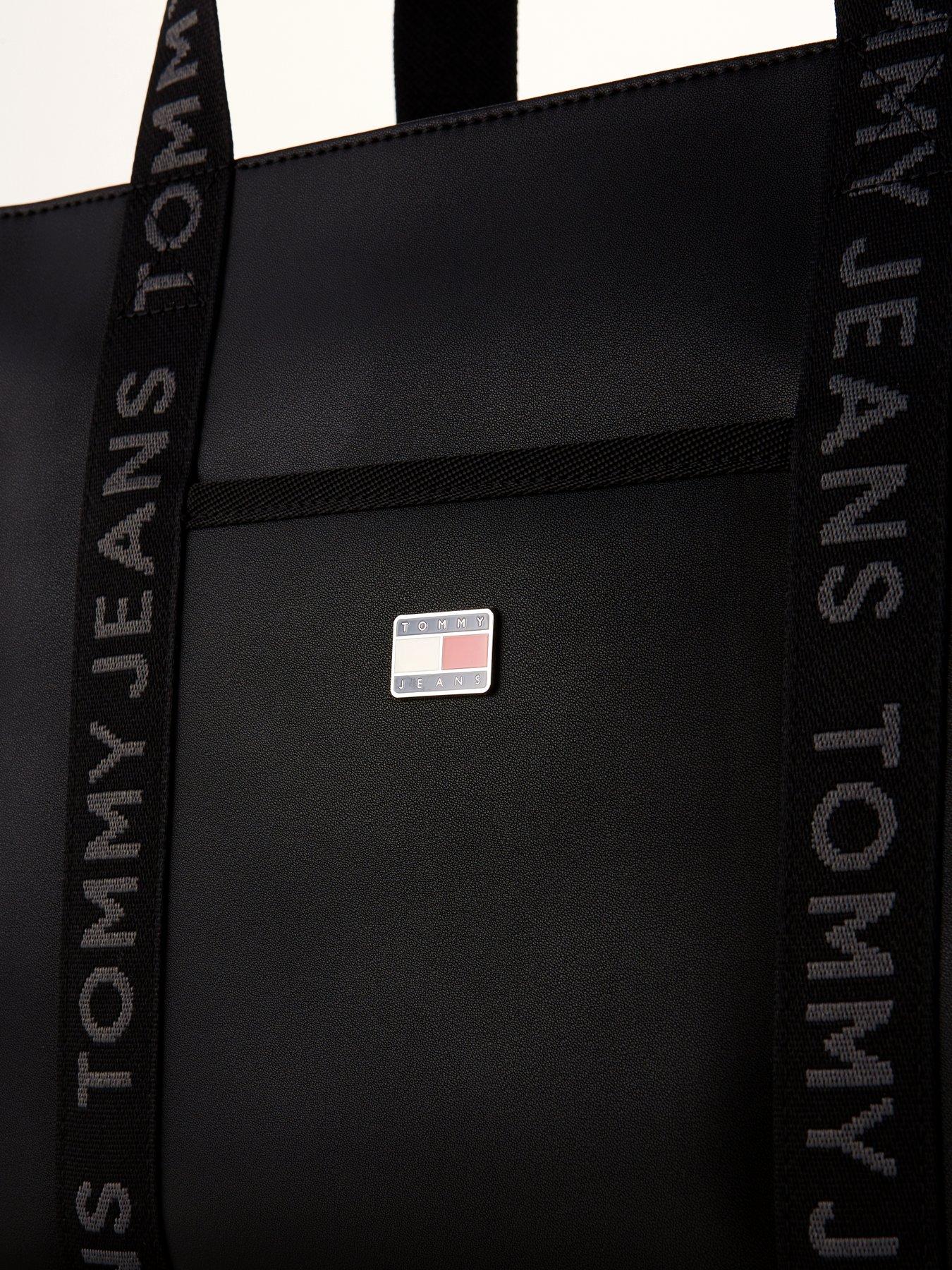 tommy-jeans-logo-detail-mini-tote-bag-blackoutfit