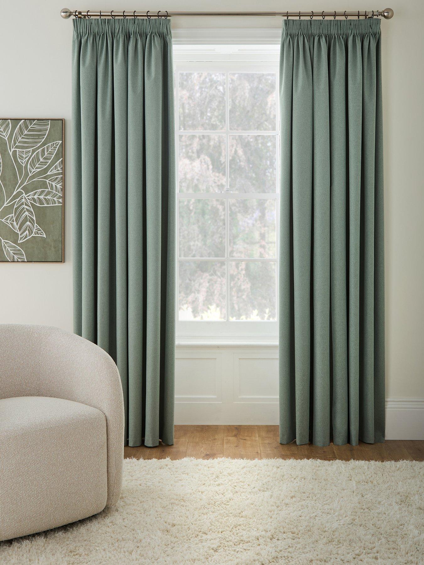 Very Home Texas Blackout Pleated Curtains