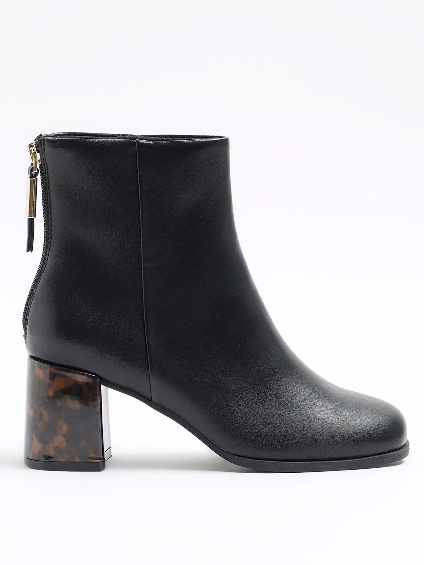 river-island-wide-fit-block-ankle-boots-blackoutfit