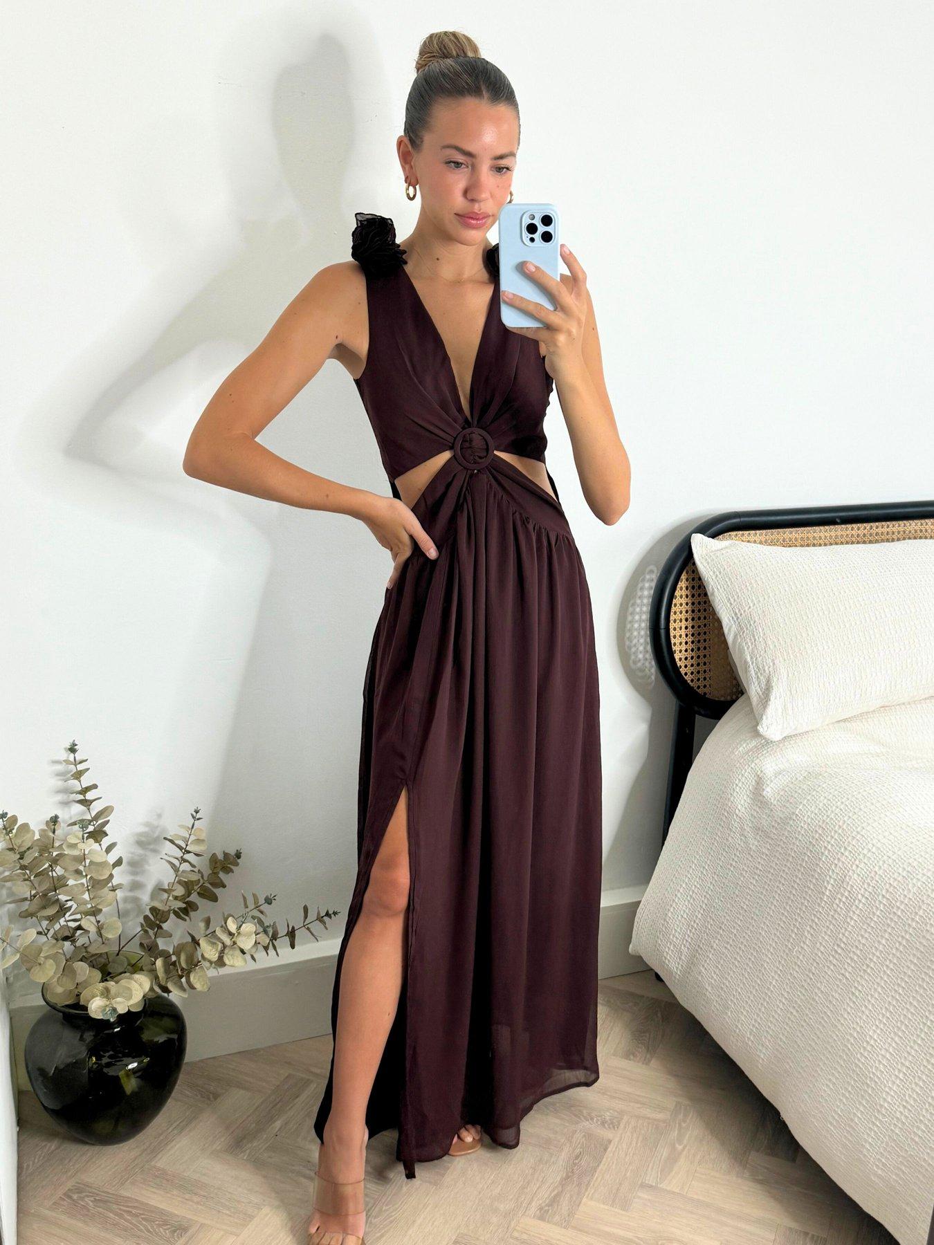 style-cheat-cut-out-ruffle-shoulder-maxi-dress-brown