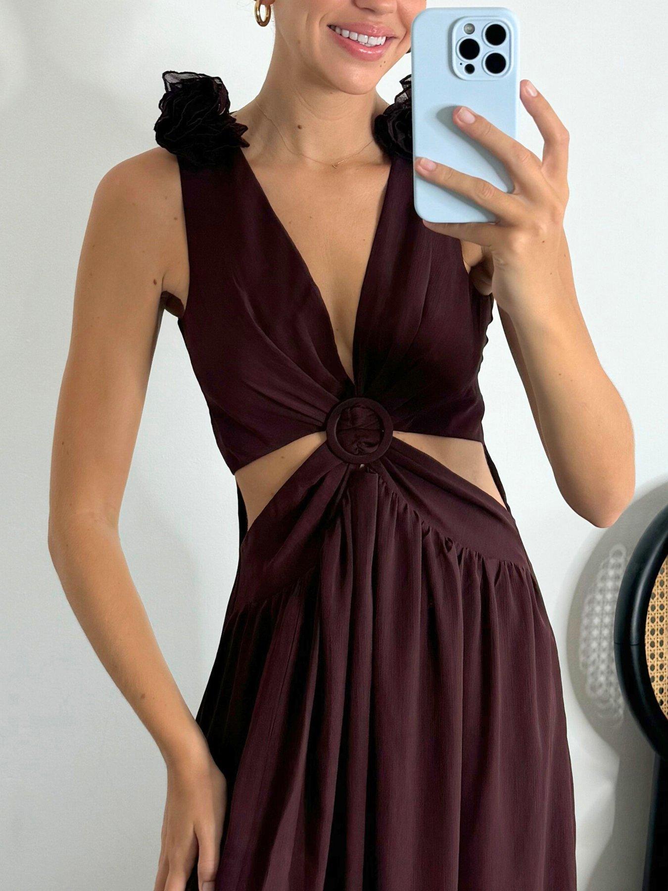 style-cheat-cut-out-ruffle-shoulder-maxi-dress-brownback