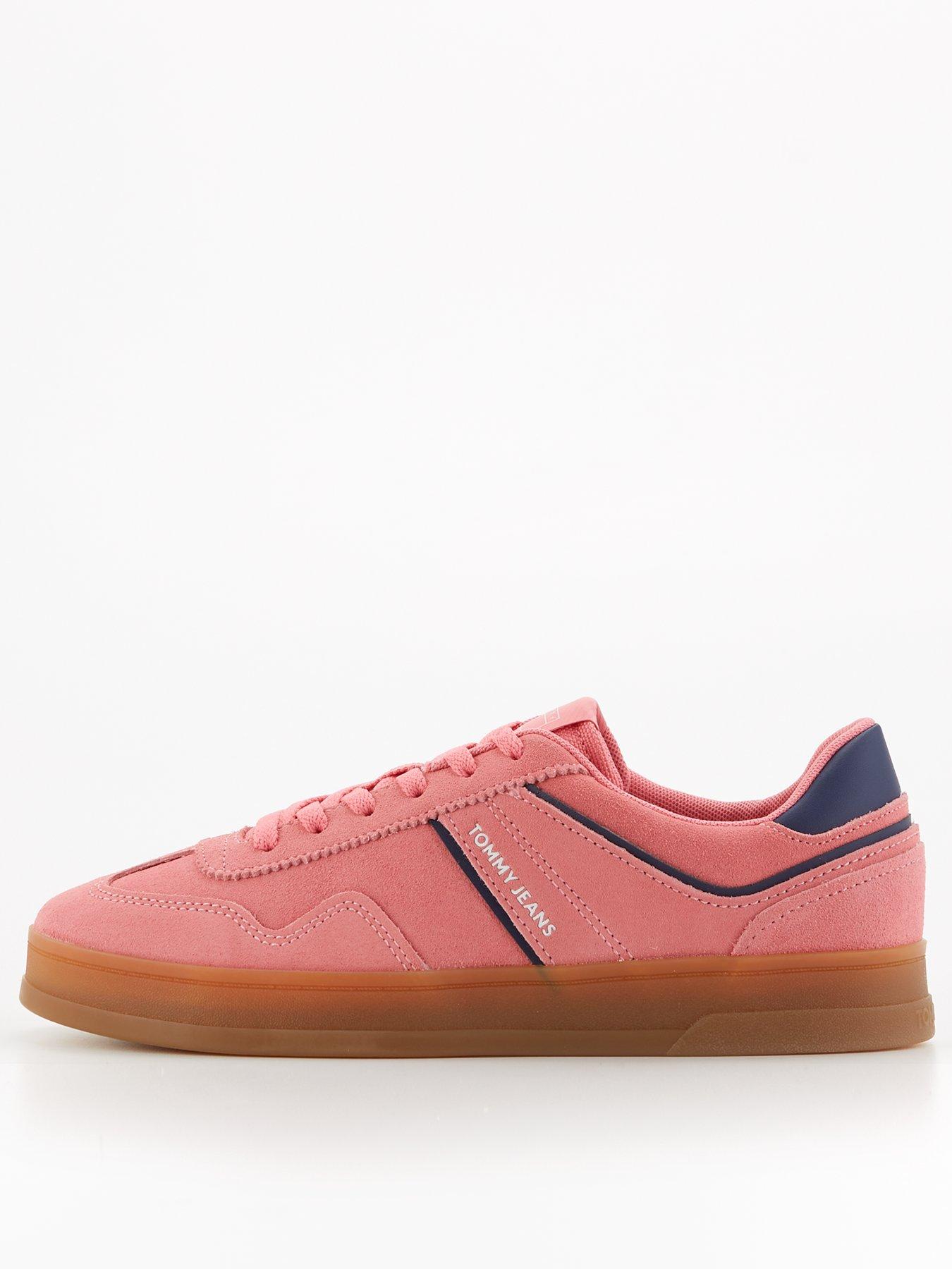 tommy-jeans-greenwich-suede-trainer-preppy-pink