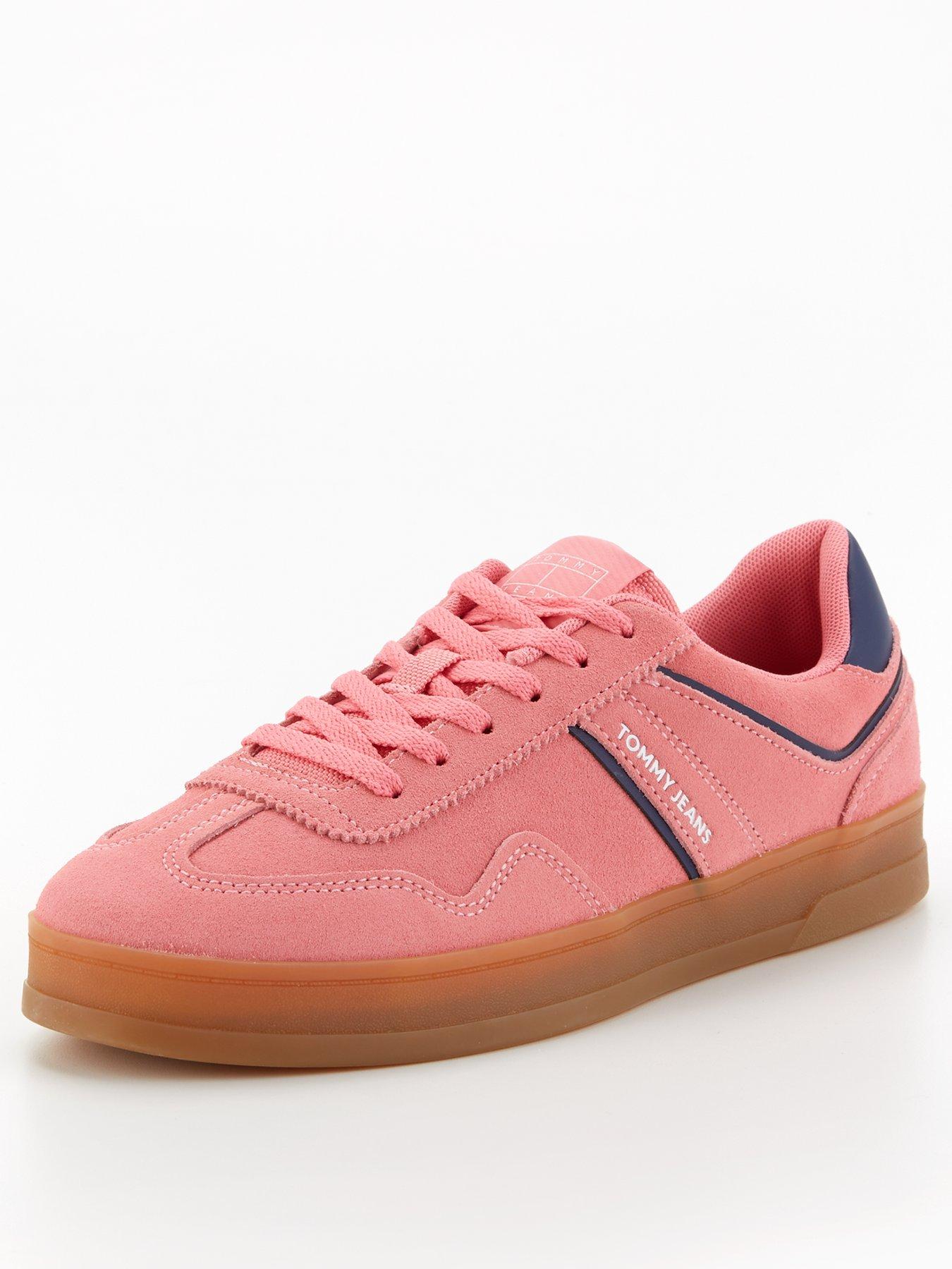 tommy-jeans-greenwich-suede-trainer-preppy-pinkstillFront