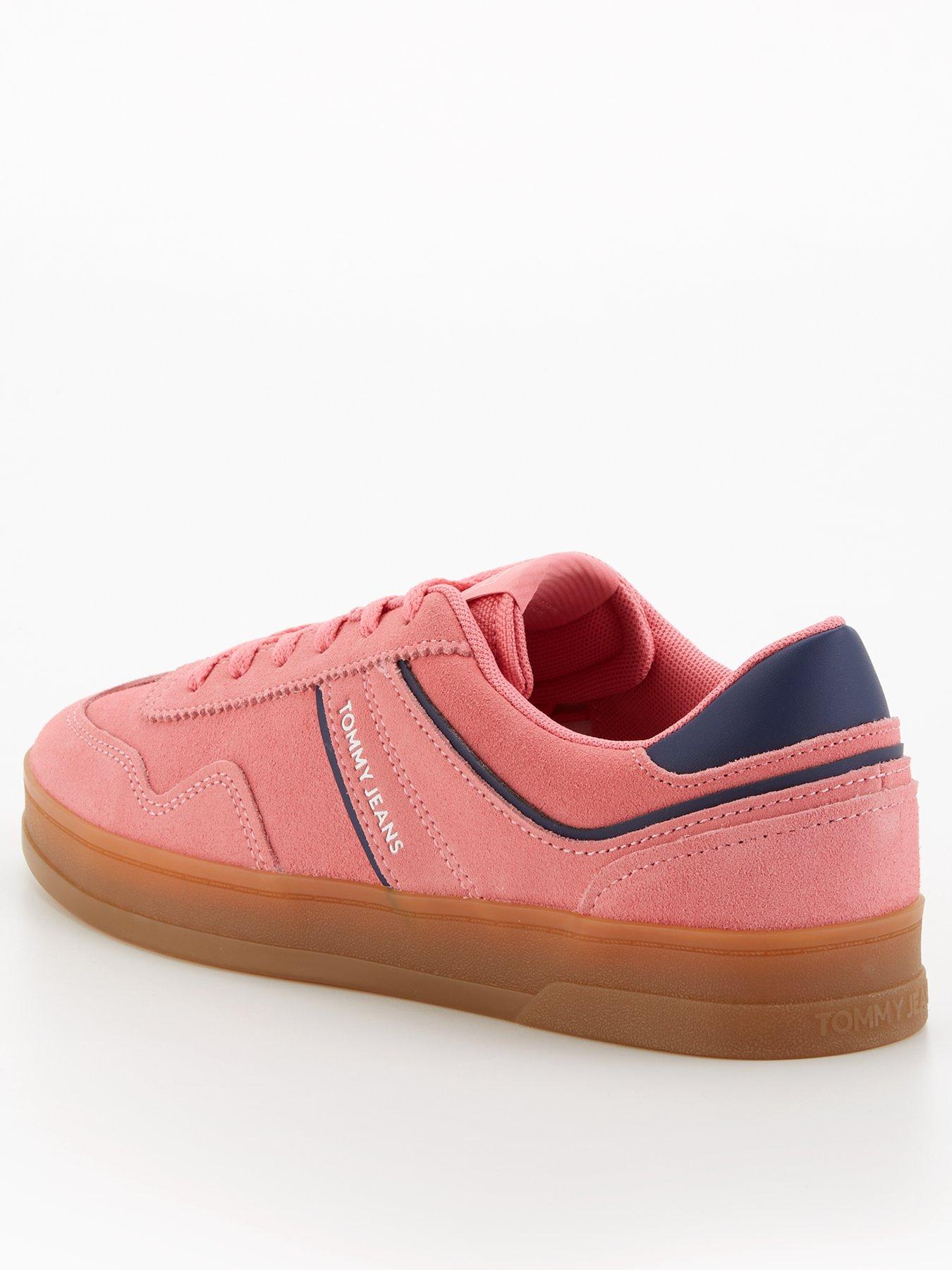 tommy-jeans-greenwich-suede-trainer-preppy-pinkback