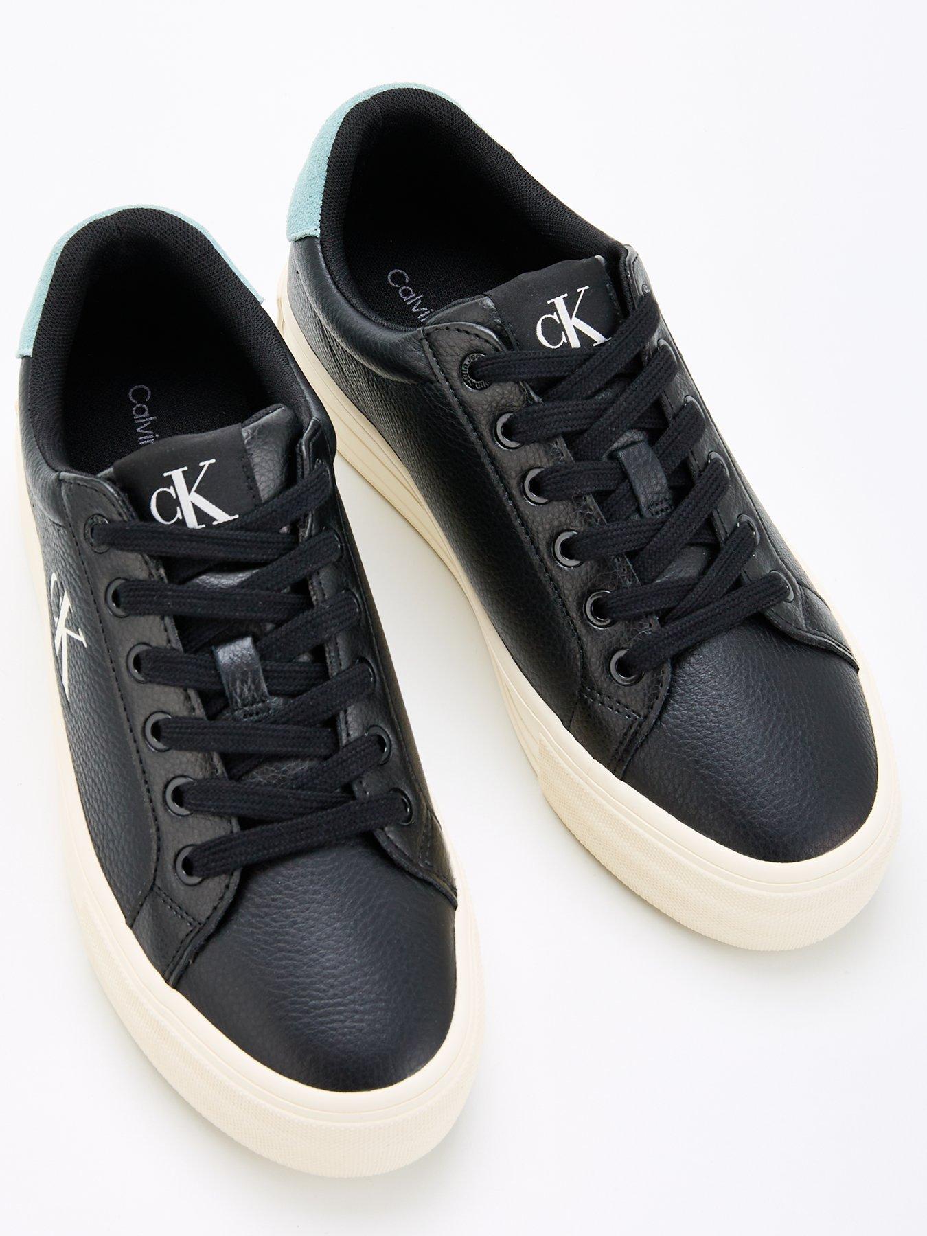 calvin-klein-jeans-bold-flatform-leather-trainer-blackoutfit