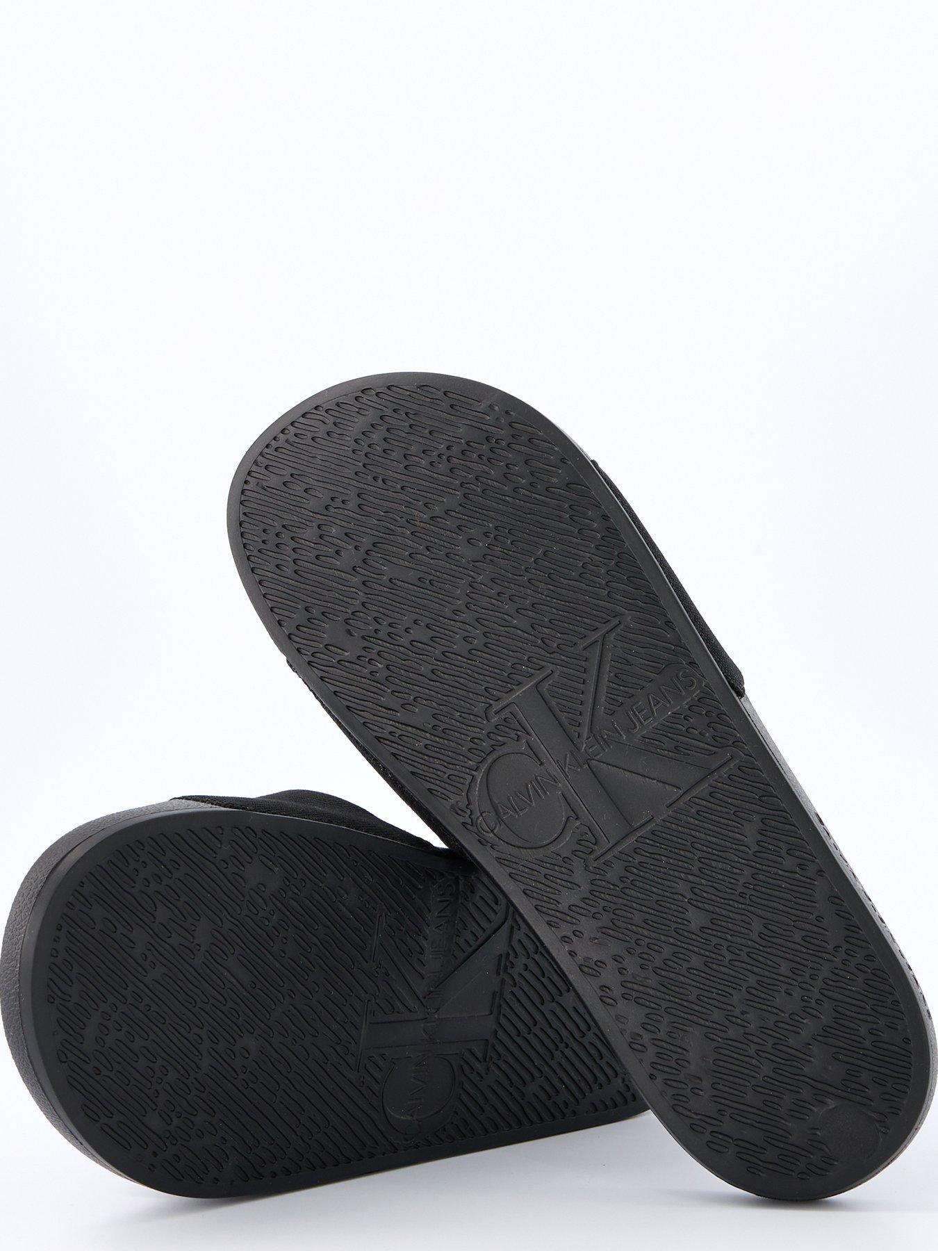 calvin-klein-monogram-sliders-blackdetail