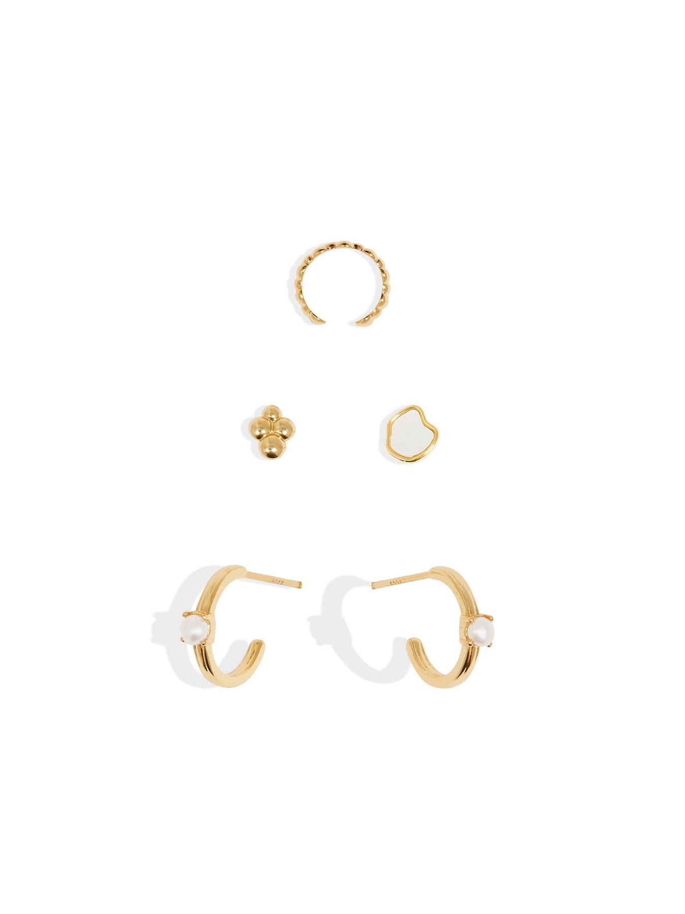 joma-jewellery-stacks-of-style-set-of-earrings-in-white-pearl-and-gold-platingstillFront