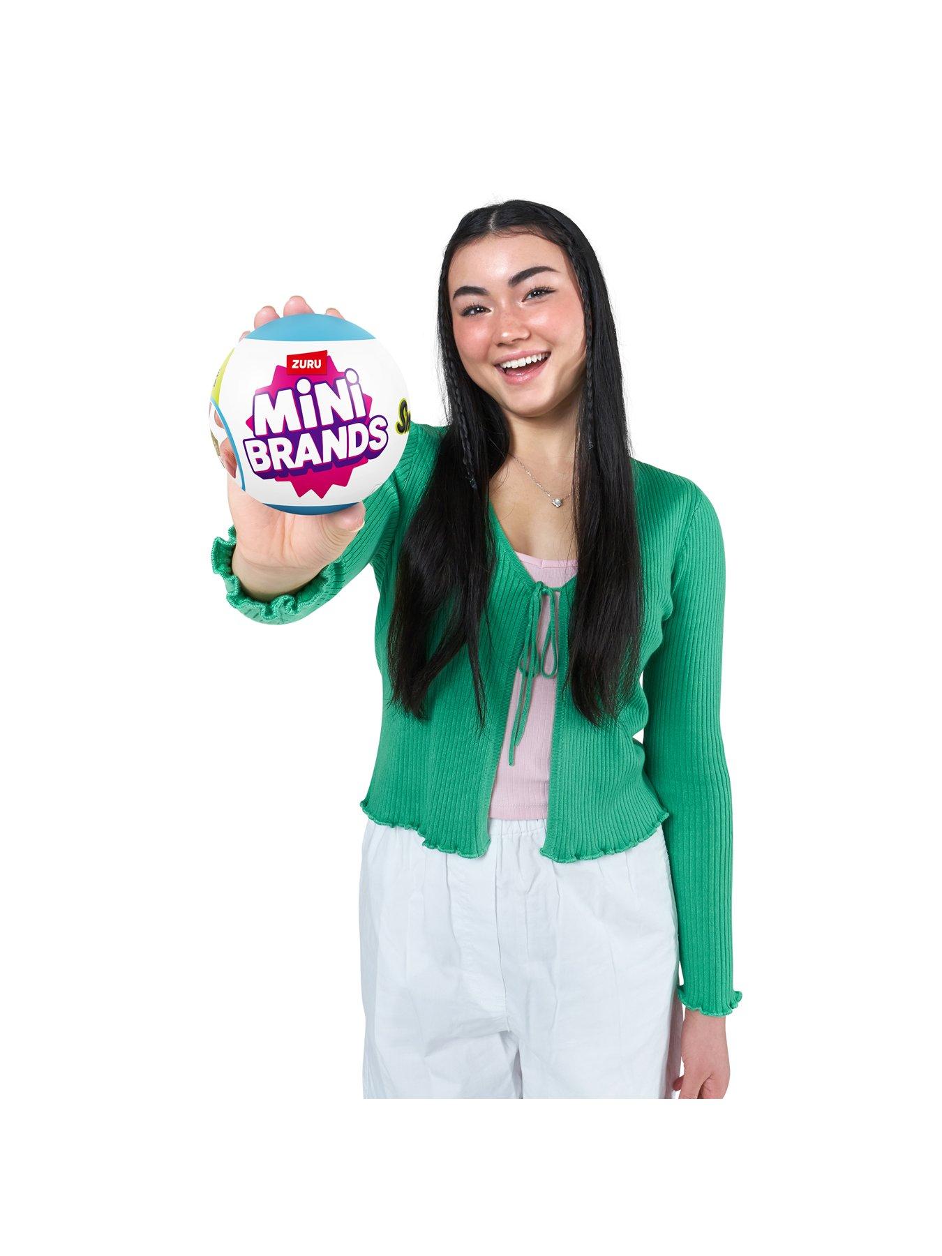 zuru-mini-brands-sneakers-mystery-capsulenbspndash-twin-packback