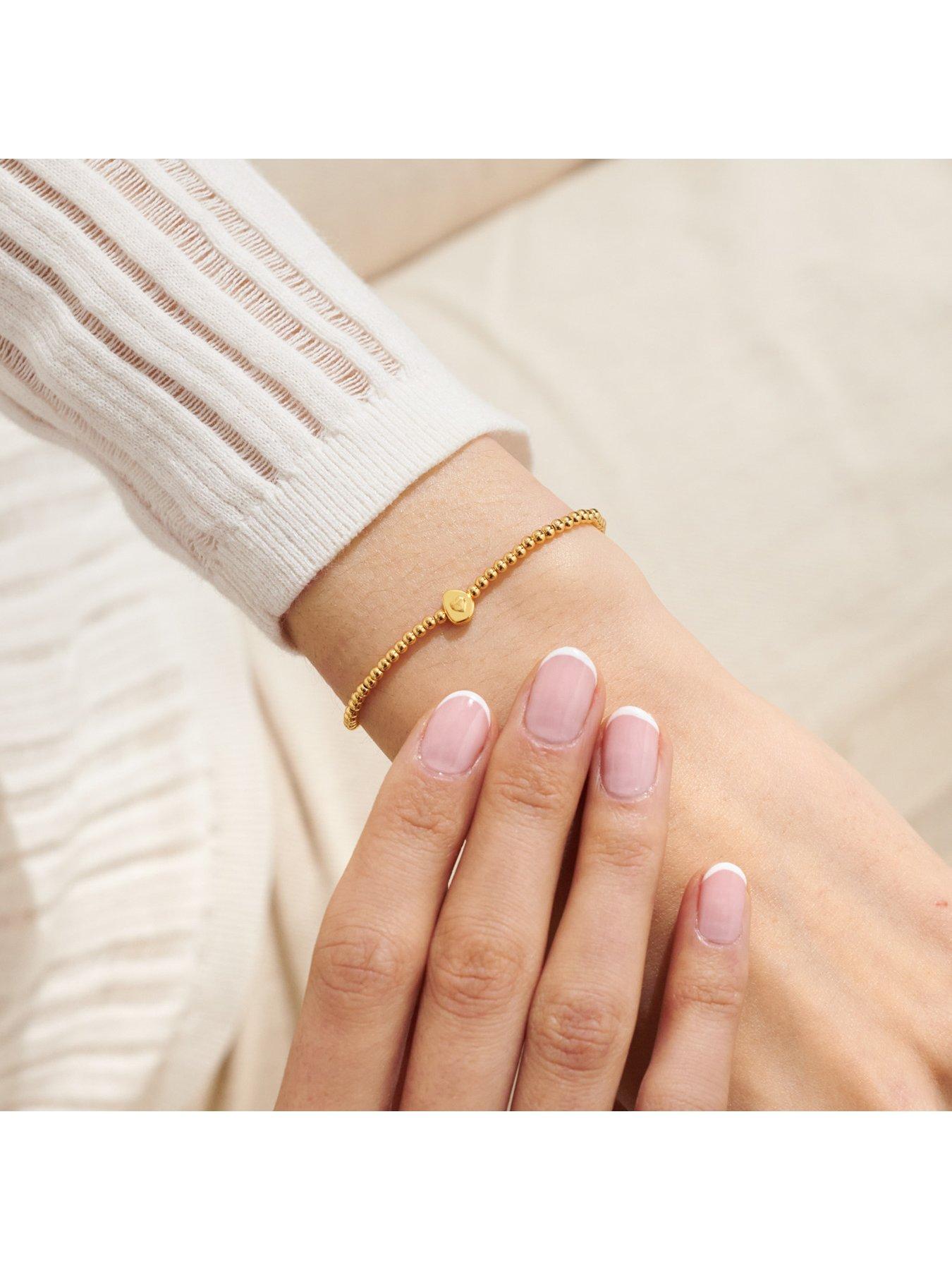 joma-jewellery-share-happiness-my-lovely-sister-its-a-forever-thing-bracelet-in-gold-platingoutfit