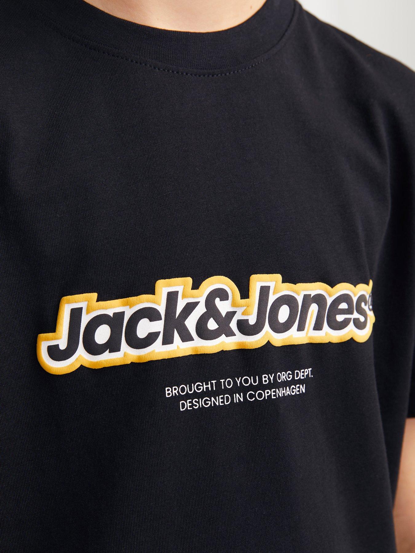 jack-jones-junior-boys-vesterbro-newton-branding-tshirt-blackoutfit