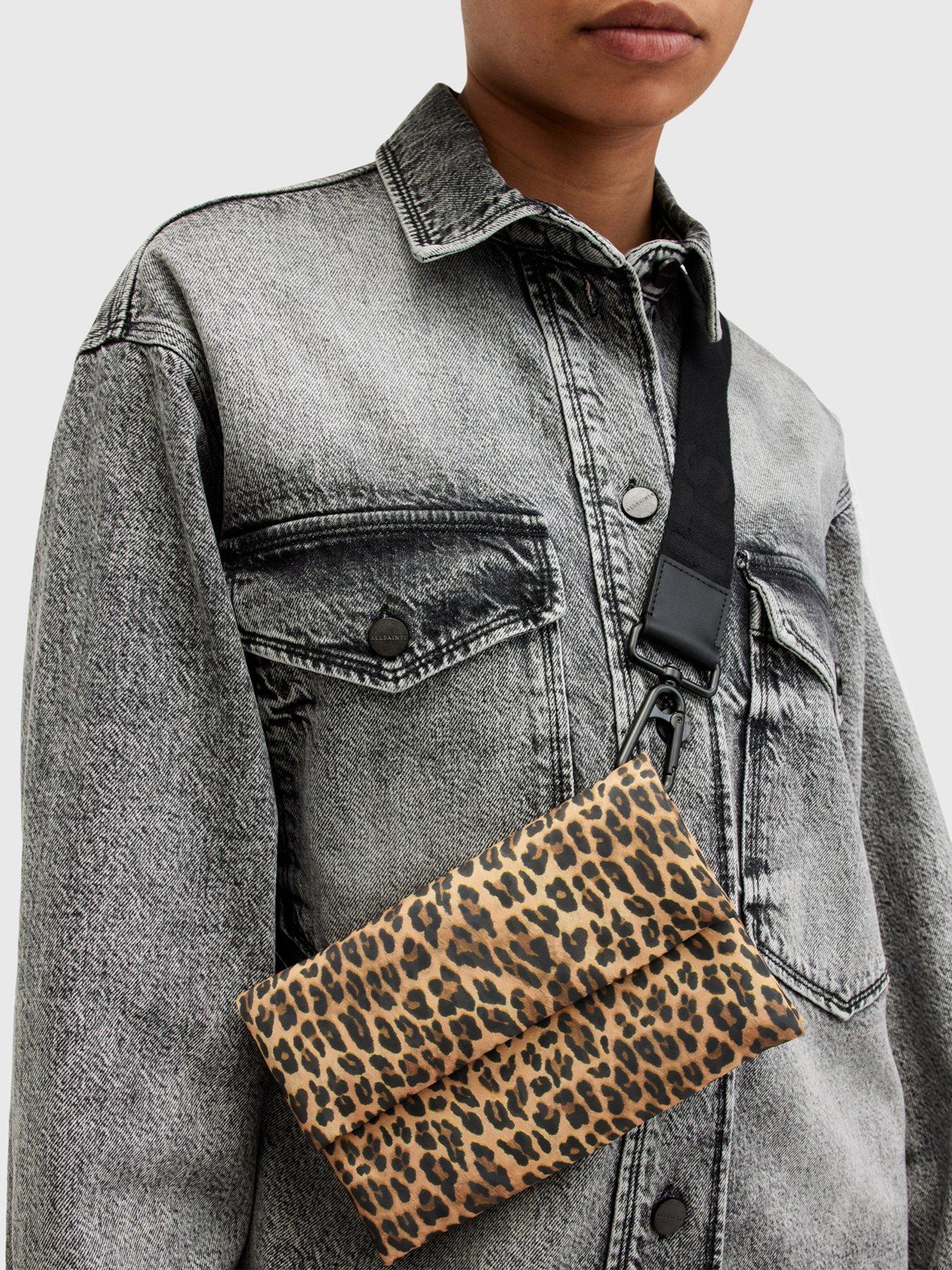 allsaints-ezra-leopard-nylon-crossbody-bag-brownoutfit