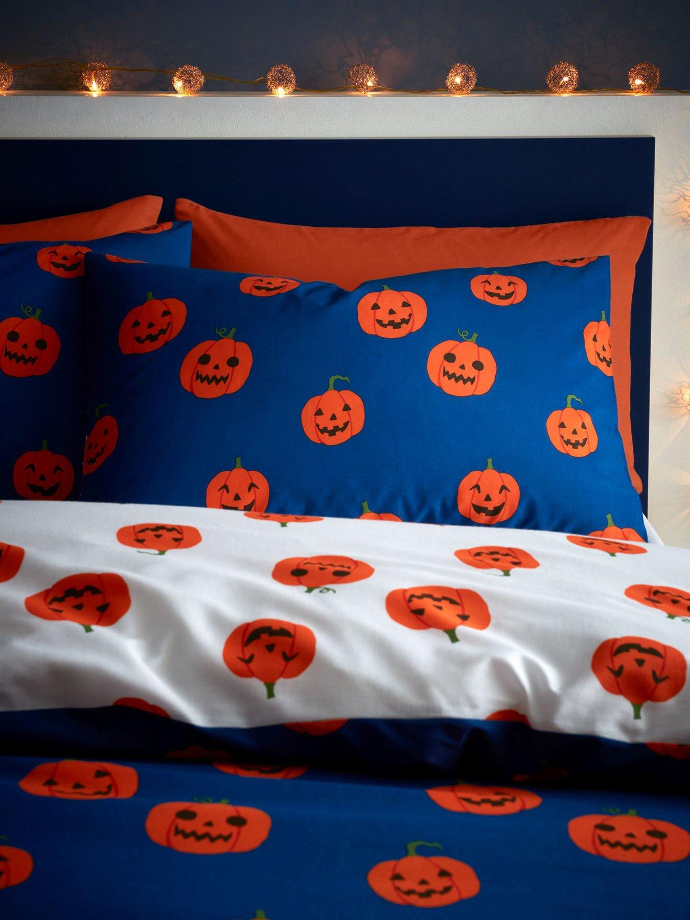 catherine-lansfield-halloween-pumpkins-reversible-duvet-cover-set-navyoutfit