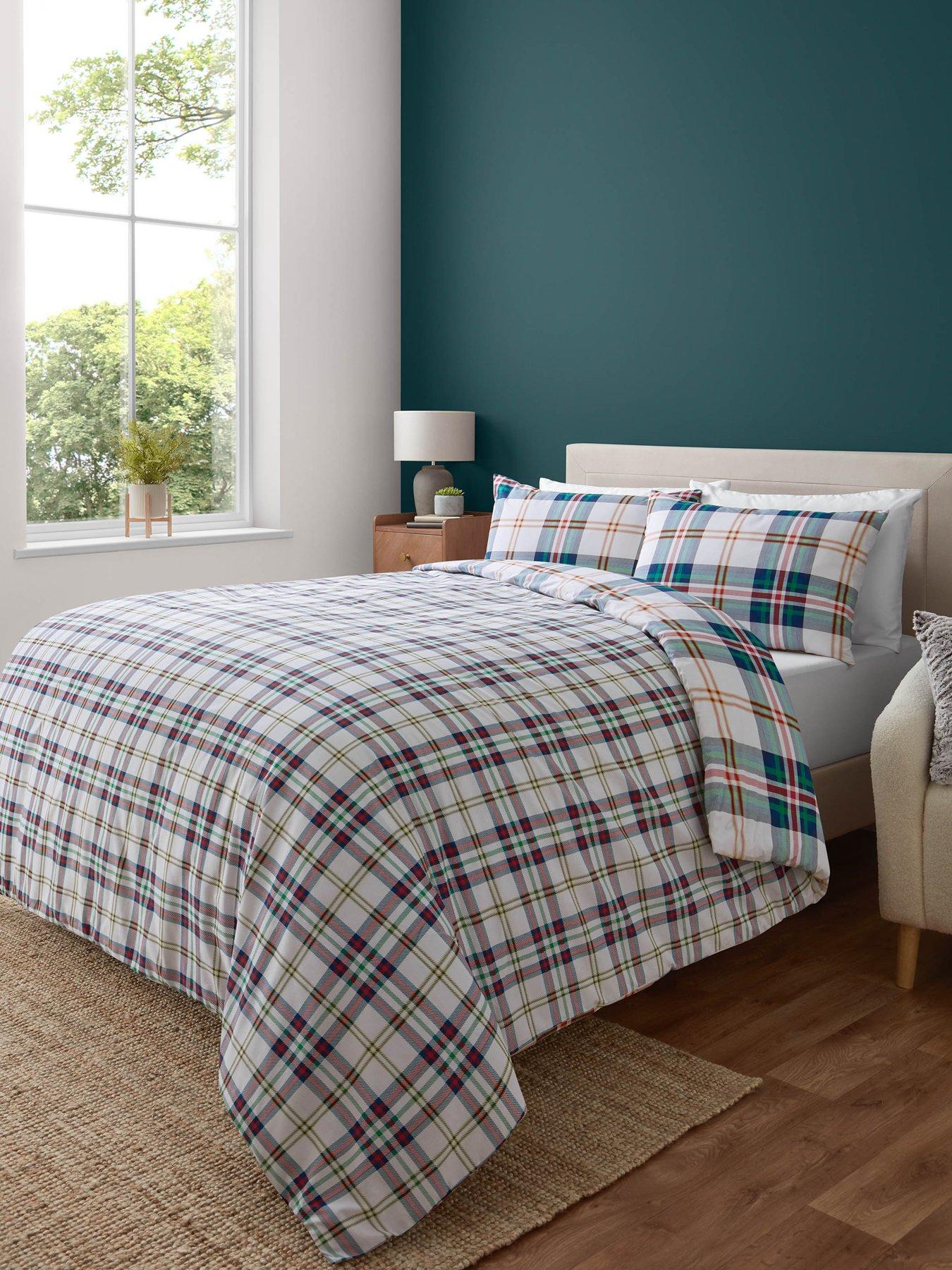 catherine-lansfield-kelso-check-green-reversible-duvet-cover-setback