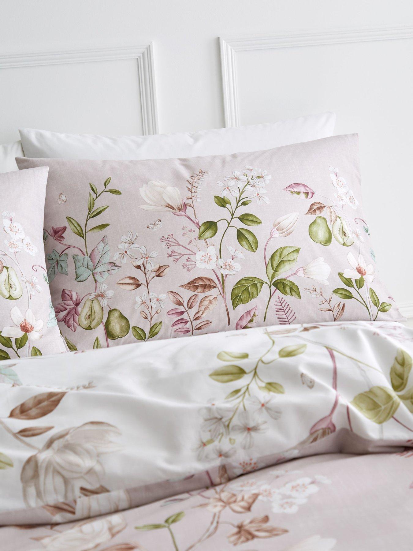 bianca-francesca-floral-200-thread-count-cotton-reversible-duvet-covernbspsetdetail