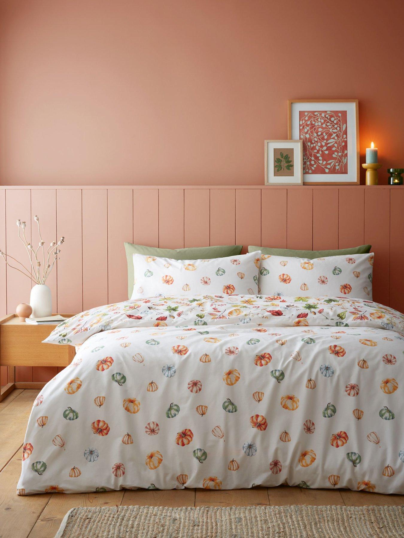 catherine-lansfield-autumn-pumpkins-reversible-duvet-cover-and-pillowcase-setoutfit