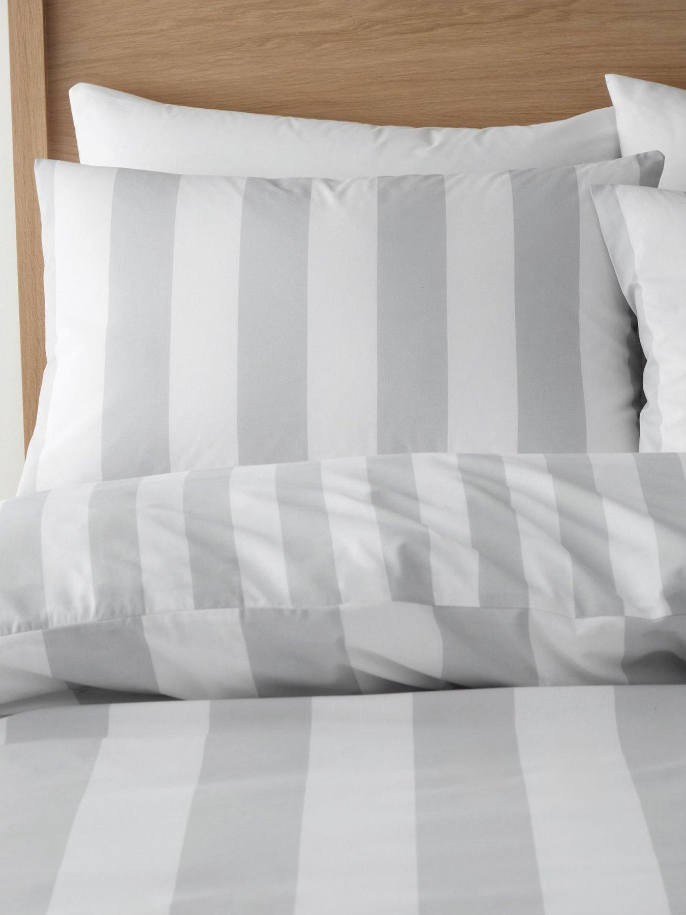 catherine-lansfield-cove-stripe-silver-reversible-duvet-cover-setoutfit