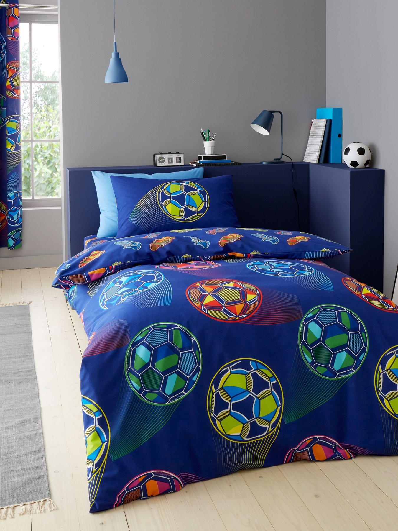 catherine-lansfield-bright-football-reversible-duvet-cover-setback