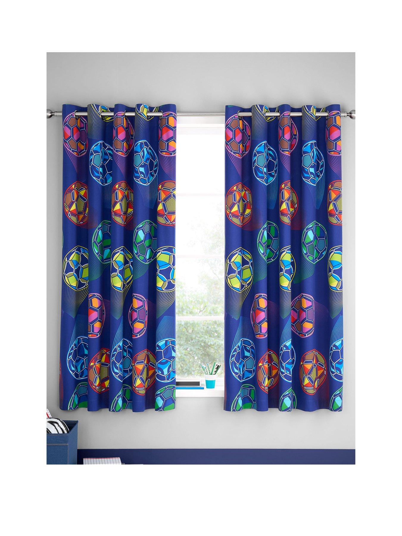 catherine-lansfield-bright-football-reversible-eyelet-curtains