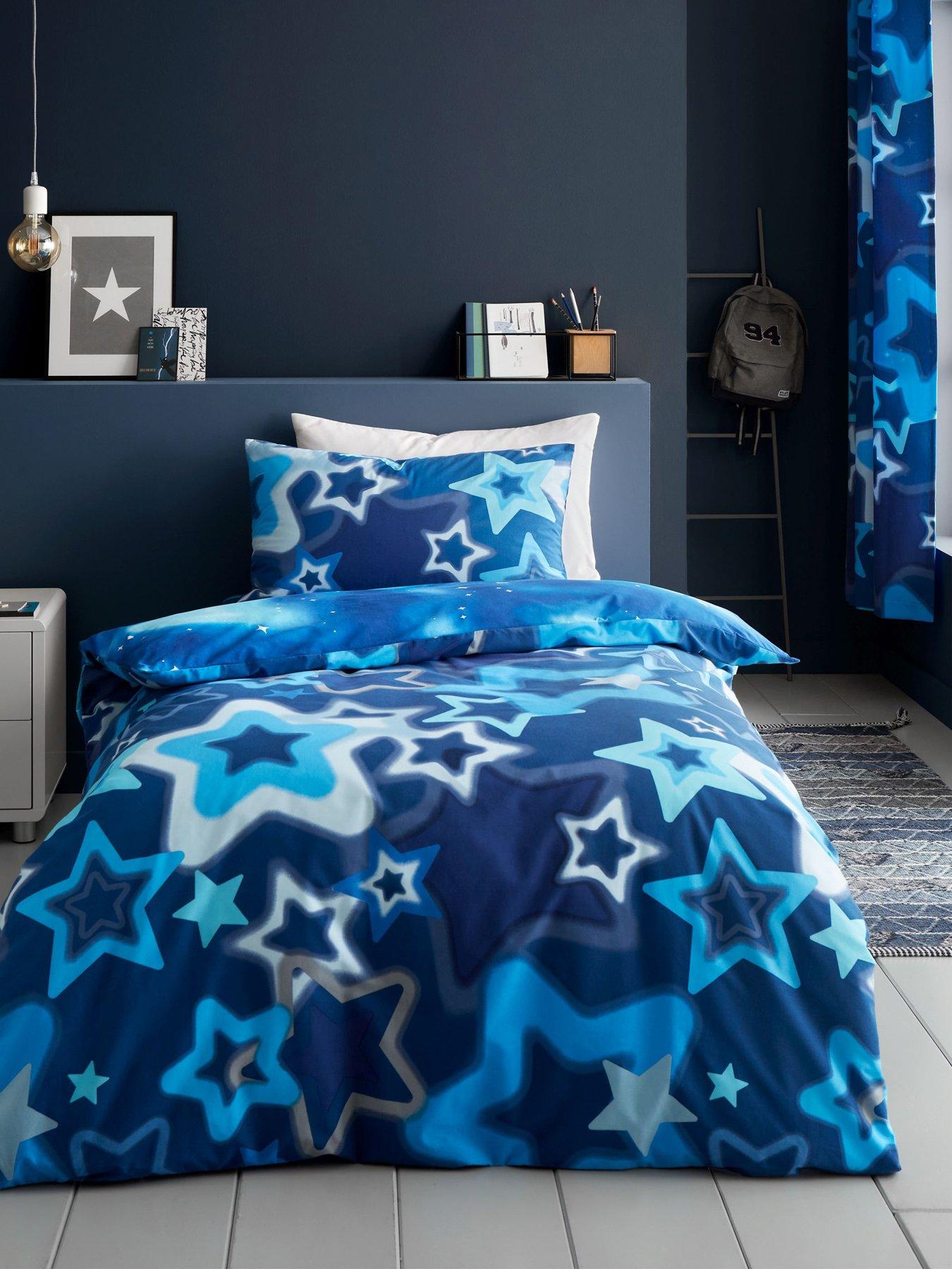 Image 1 of 5 of Catherine Lansfield Ombre Stars Reversible Duvet Cover Set