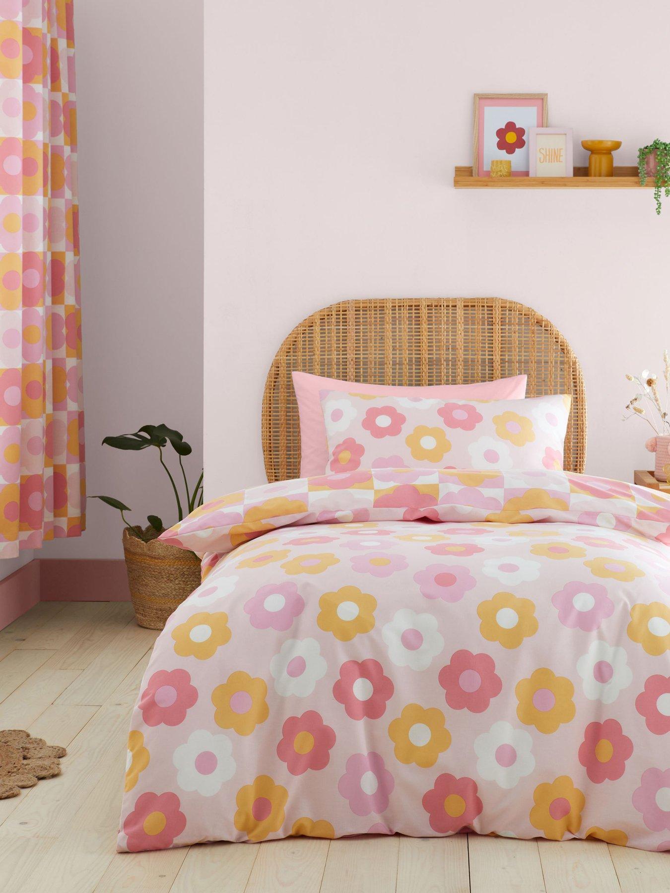 catherine-lansfield-retro-daisy-reversible-duvet-covernbspsetback