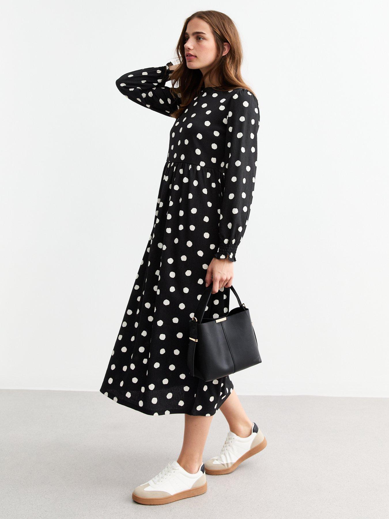 new-look-black-spotted-midi-smock-dress-printback