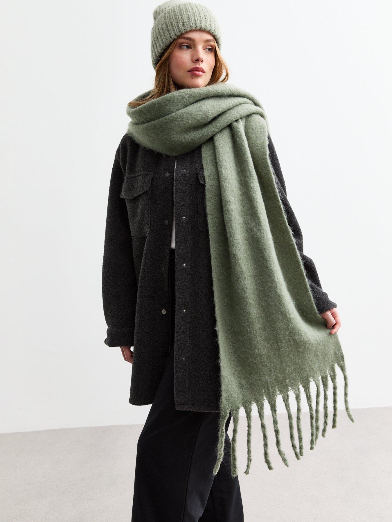 new-look-green-brushed-fringed-scarfstillFront