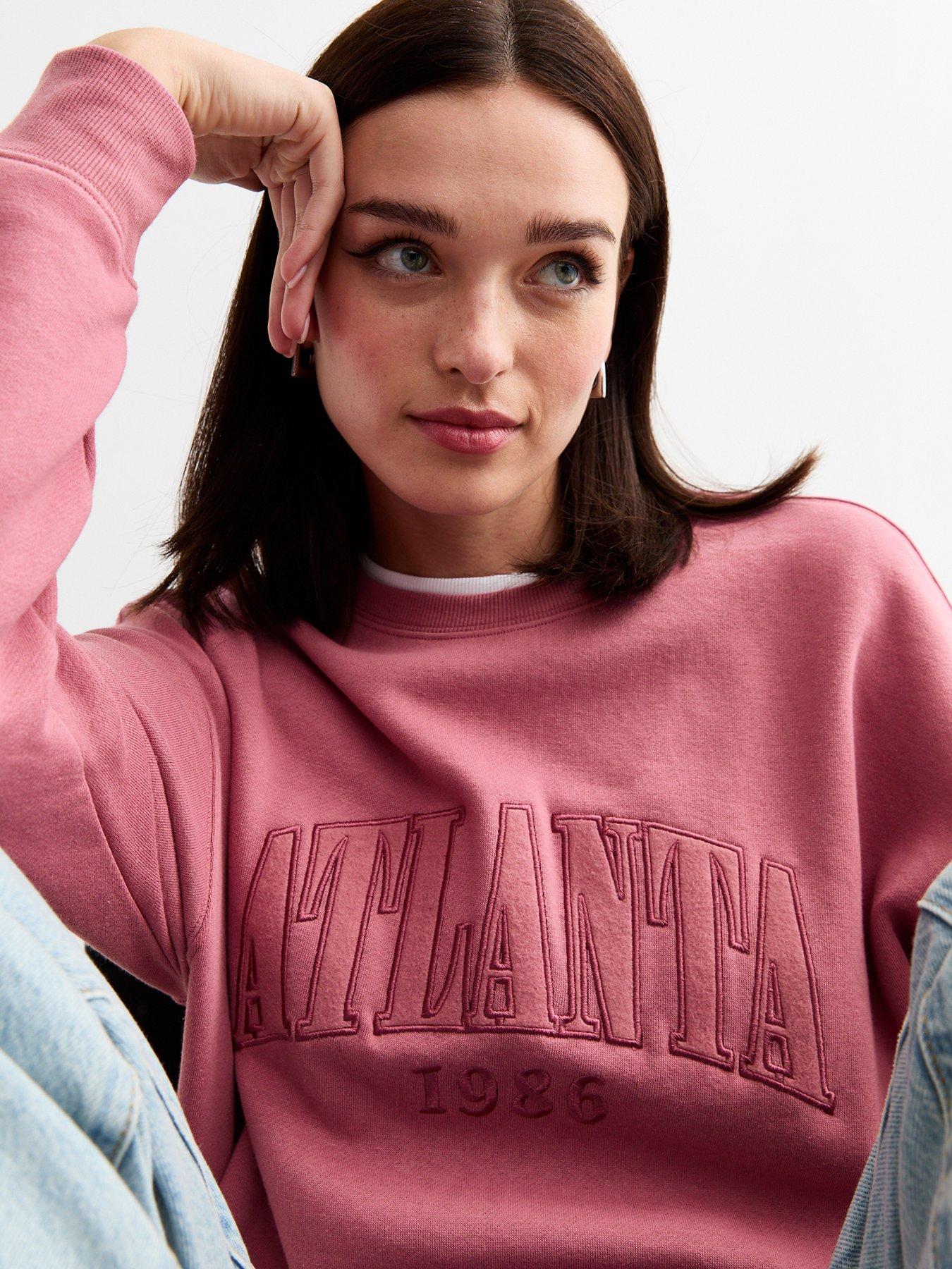 new-look-deep-pink-atlanta-logo-sweatshirtoutfit